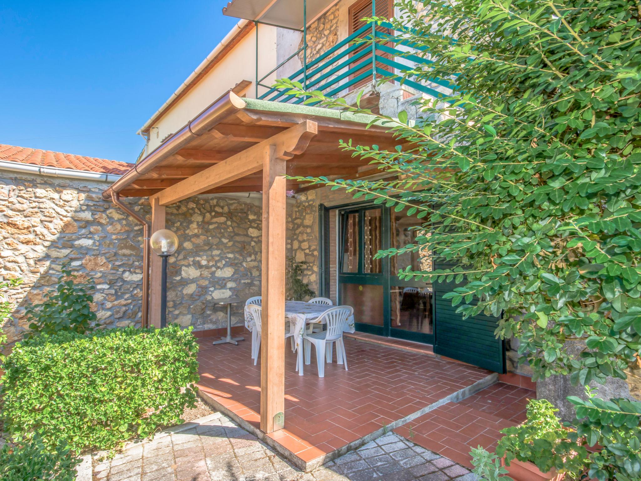 Photo 3 - Maison de 1 chambre à Bibbona avec piscine et vues à la mer