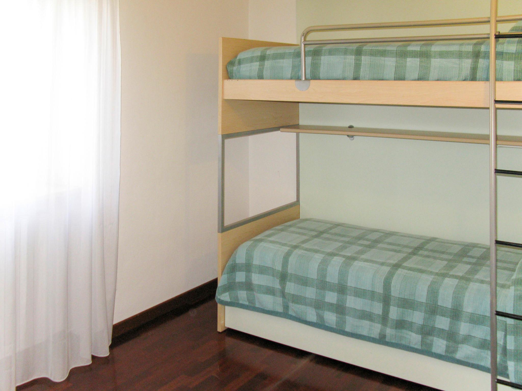 Foto 9 - Apartment mit 2 Schlafzimmern in Costermano sul Garda mit schwimmbad und blick auf die berge