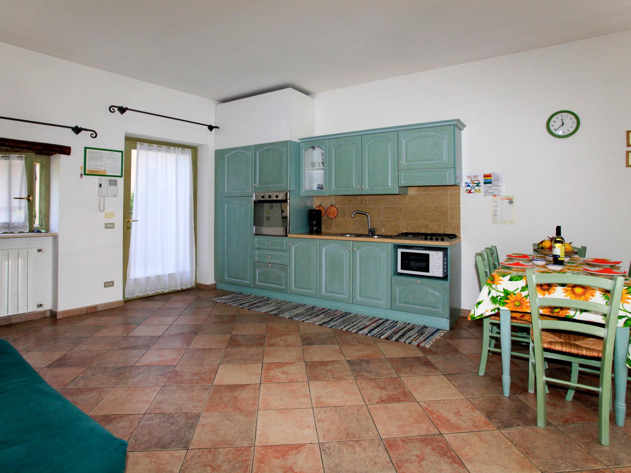 Photo 6 - 2 bedroom Apartment in Costermano sul Garda with swimming pool and mountain view