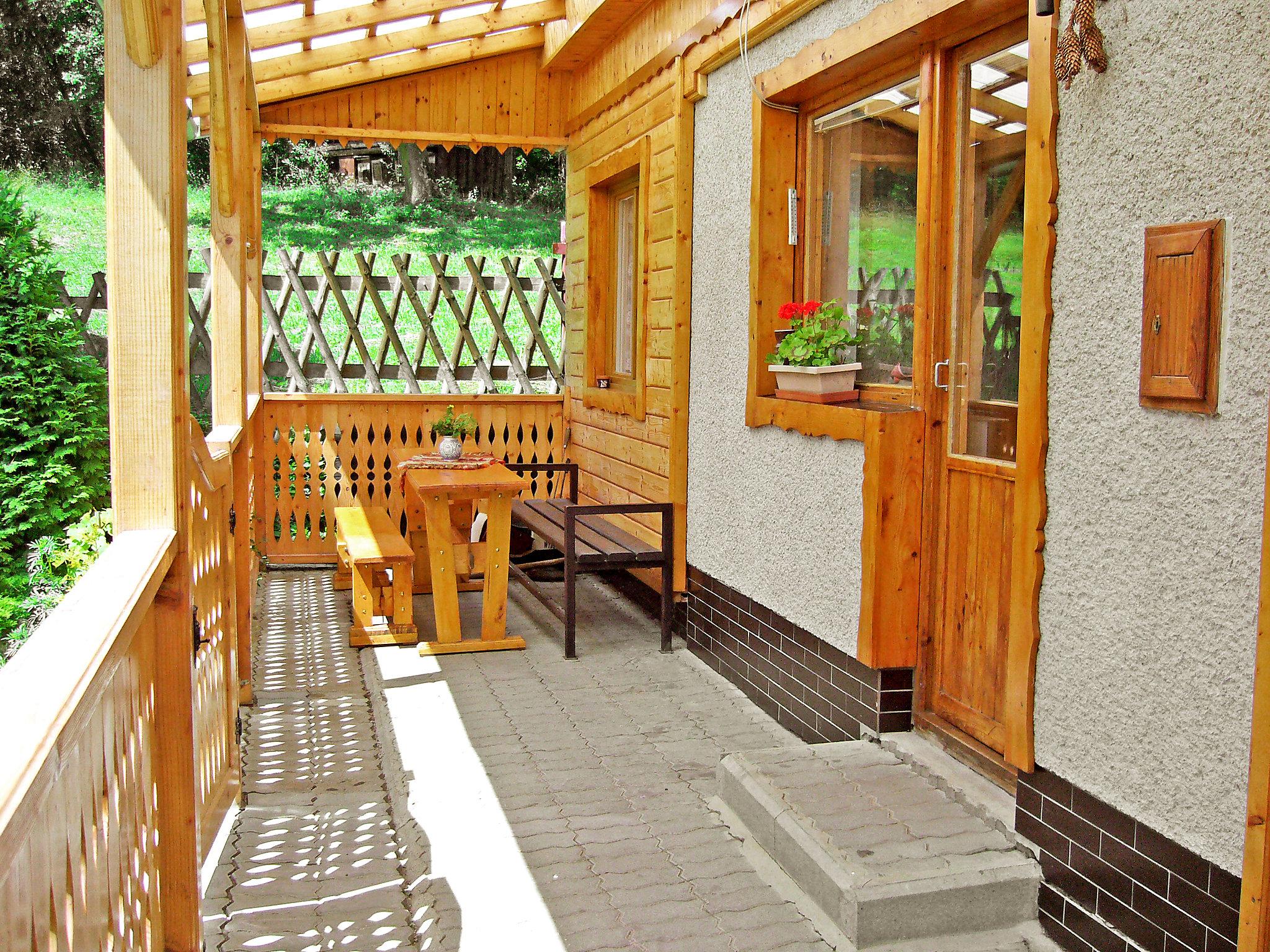 Foto 4 - Haus mit 4 Schlafzimmern in Liptovská Anna mit garten und terrasse