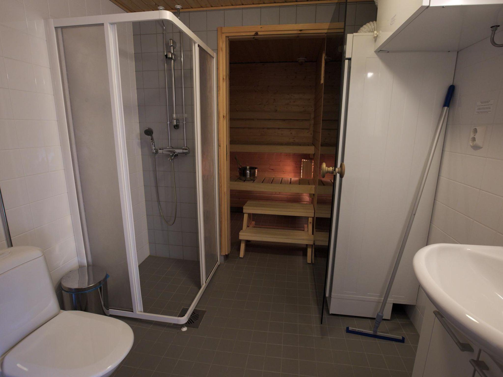 Foto 10 - Casa de 1 quarto em Kolari com sauna e vista para a montanha