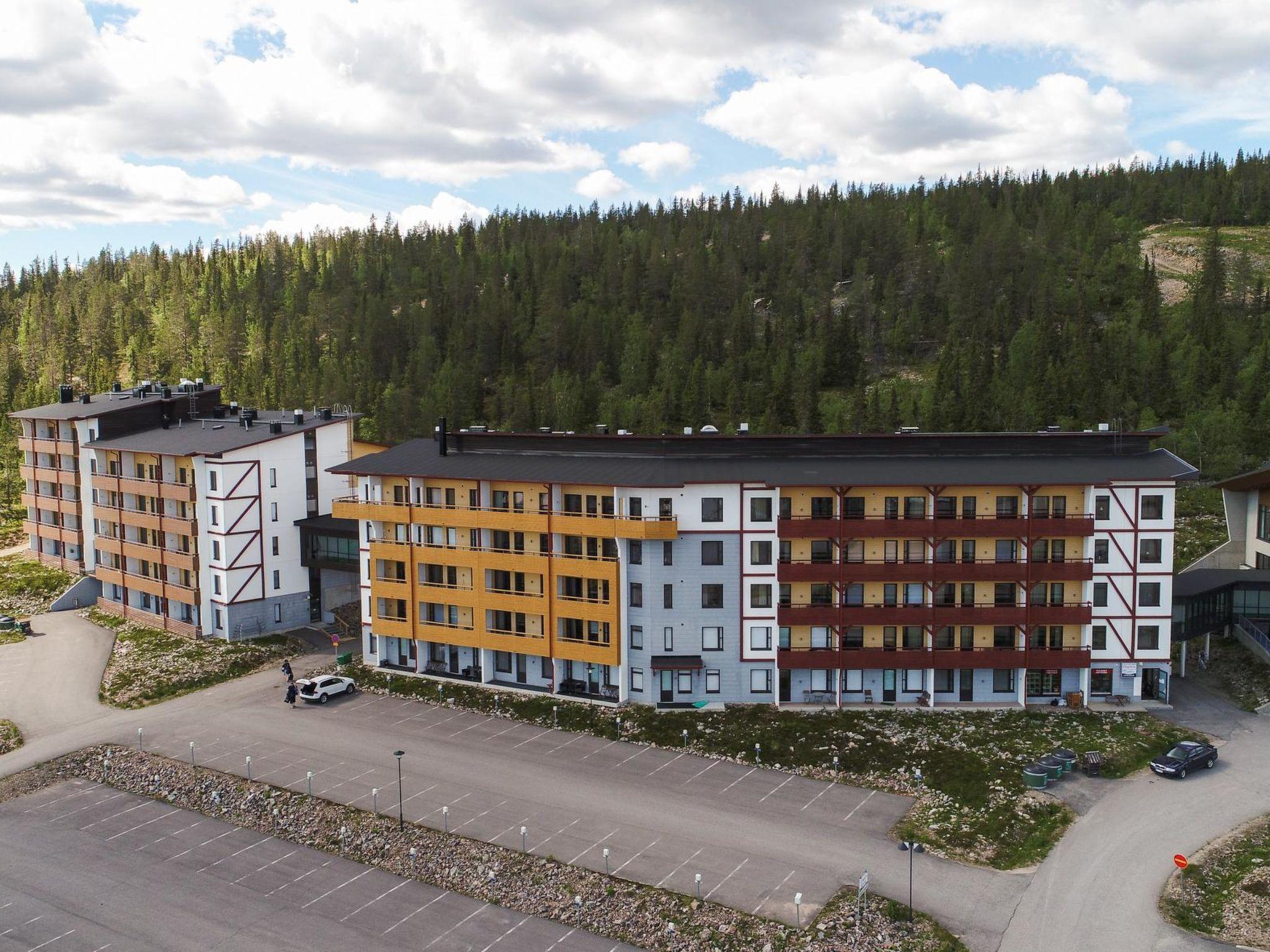 Foto 4 - Haus mit 1 Schlafzimmer in Kolari mit sauna und blick auf die berge