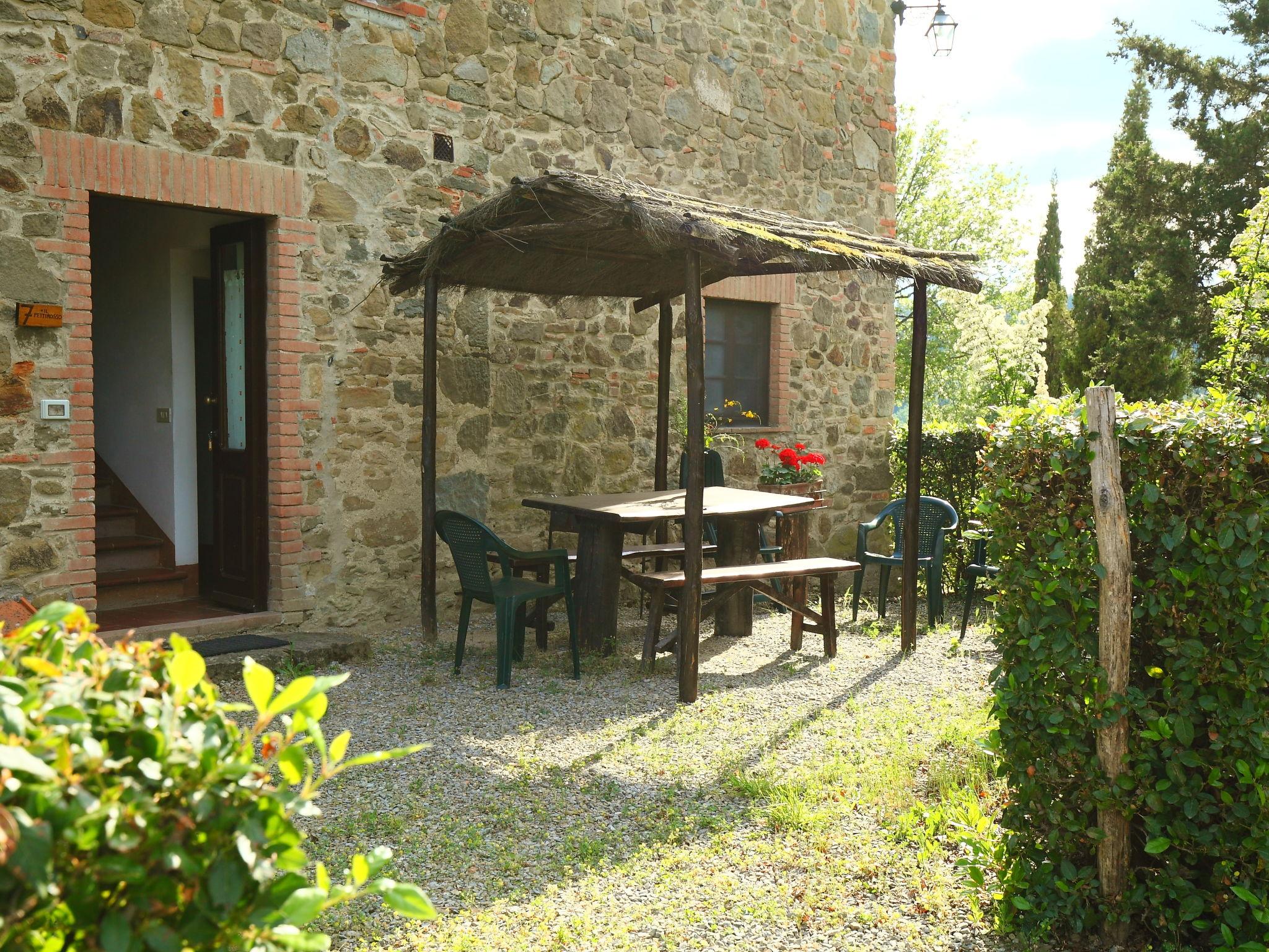 Foto 3 - Apartamento de 2 quartos em Gaiole in Chianti com piscina e jardim