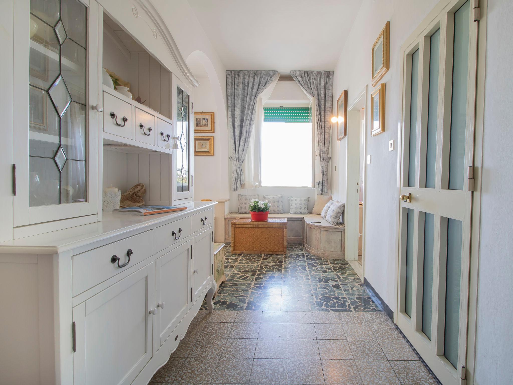 Photo 9 - 3 bedroom Apartment in Pietrasanta with terrace and sea view