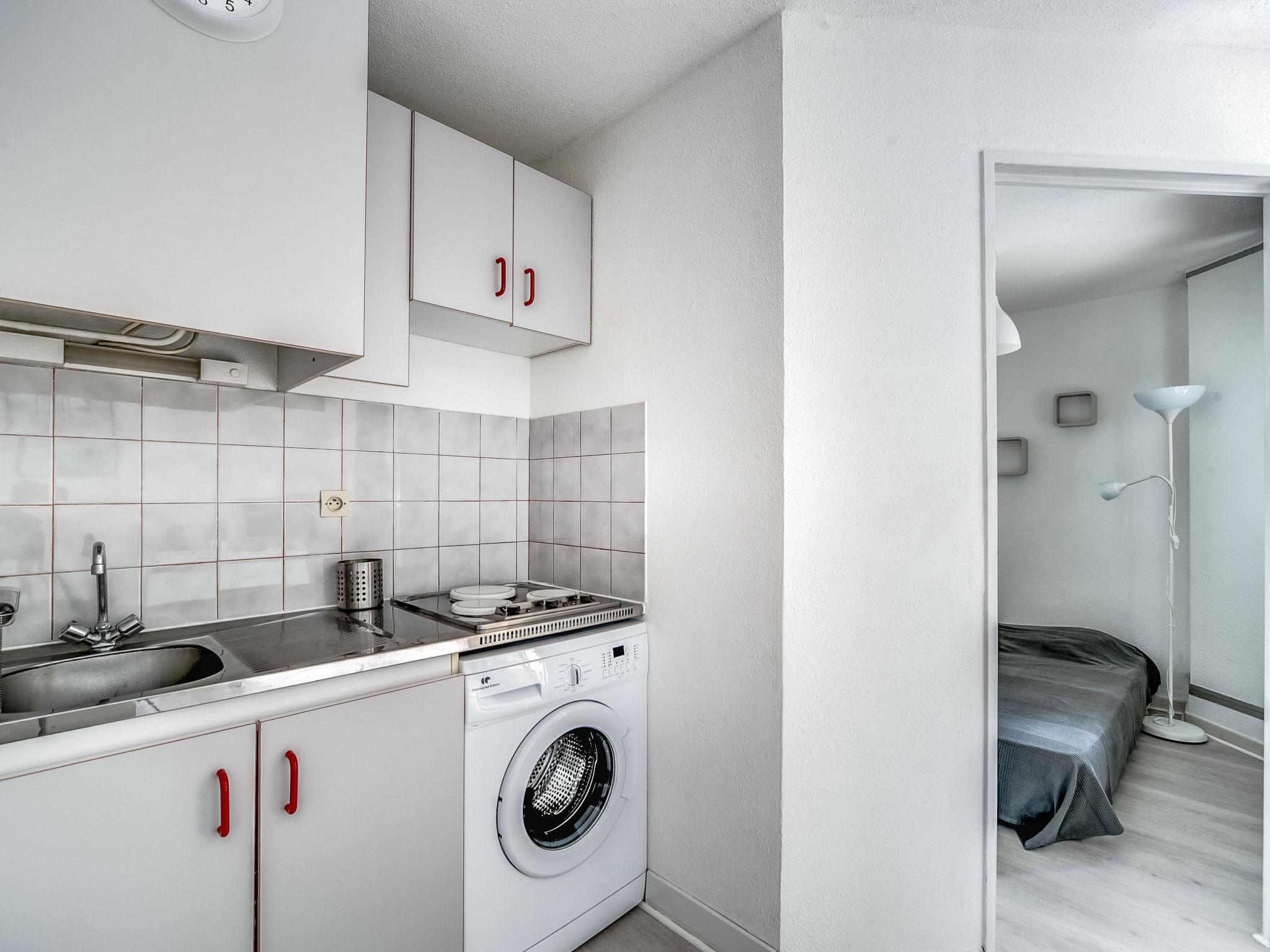 Foto 7 - Apartamento de 2 quartos em Le Grau-du-Roi com piscina e terraço