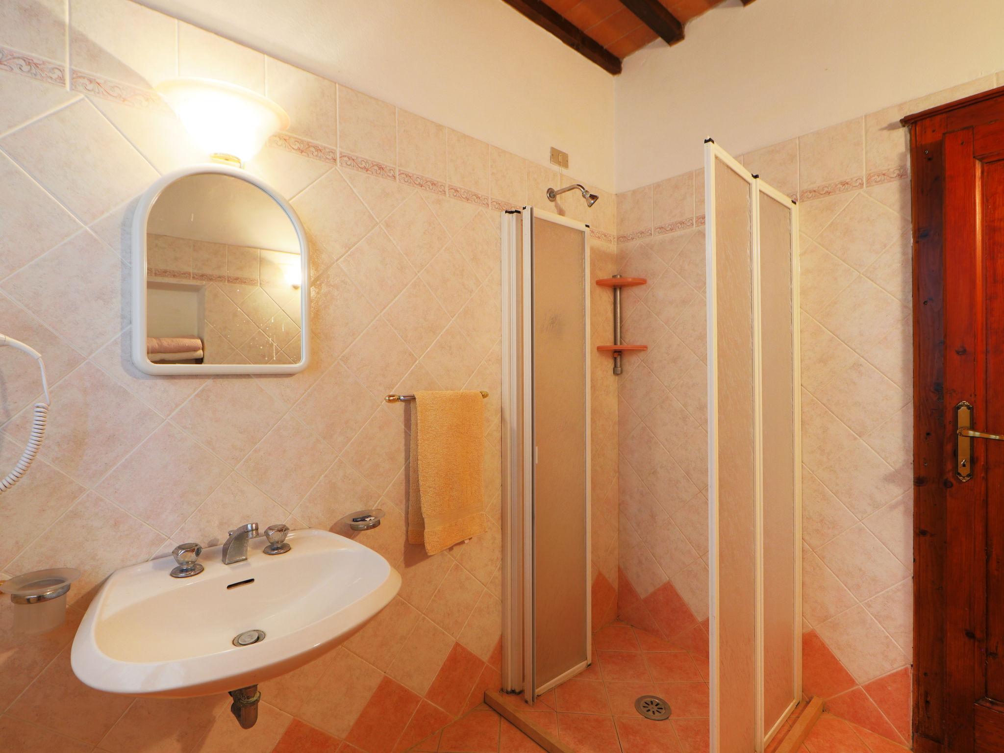 Foto 9 - Casa con 2 camere da letto a Montaione con piscina e giardino