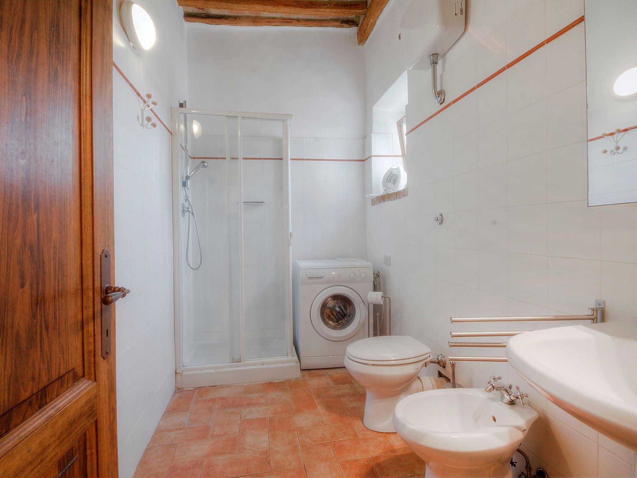 Foto 20 - Casa con 3 camere da letto a Volterra con piscina privata e giardino