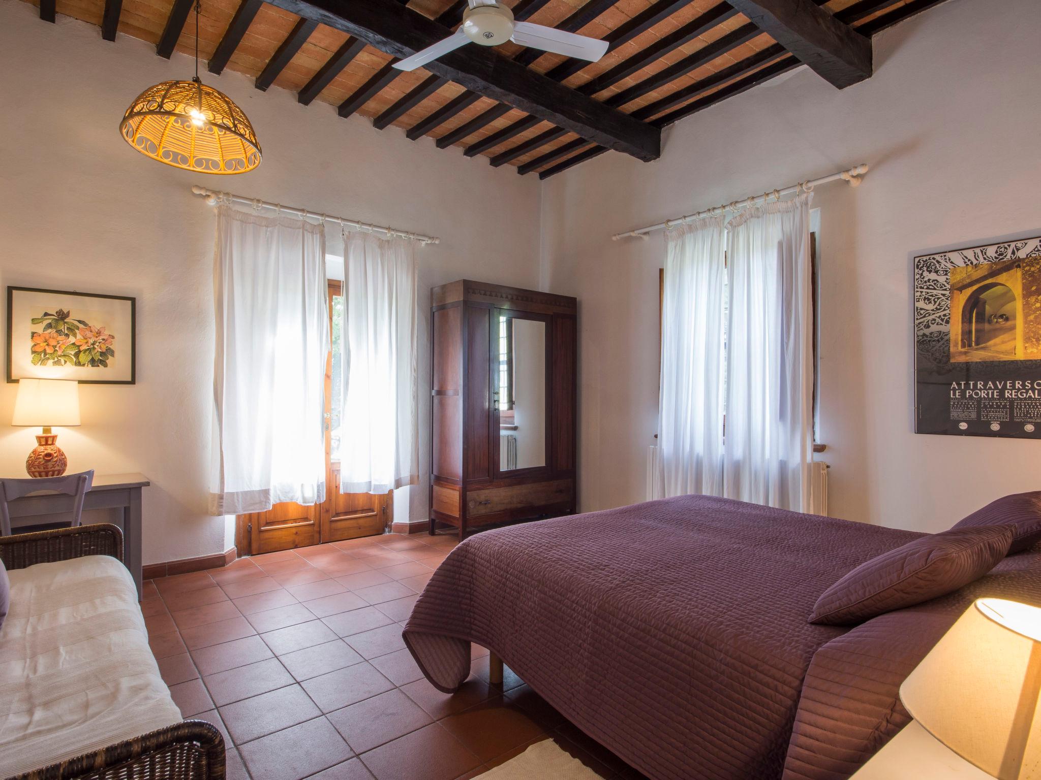 Foto 9 - Haus mit 8 Schlafzimmern in Montelupo Fiorentino mit privater pool und garten