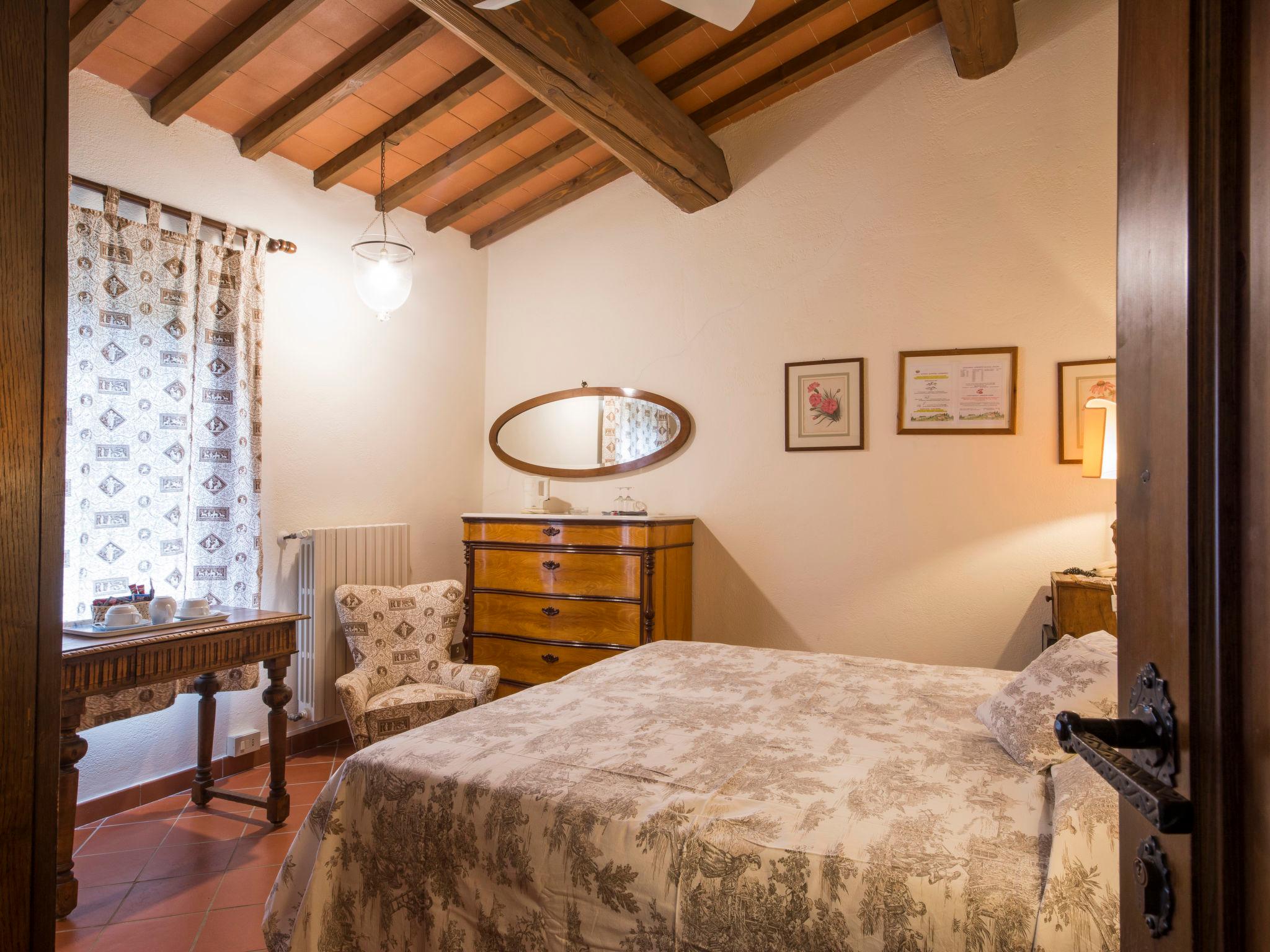 Foto 29 - Casa con 8 camere da letto a Montelupo Fiorentino con piscina privata e giardino