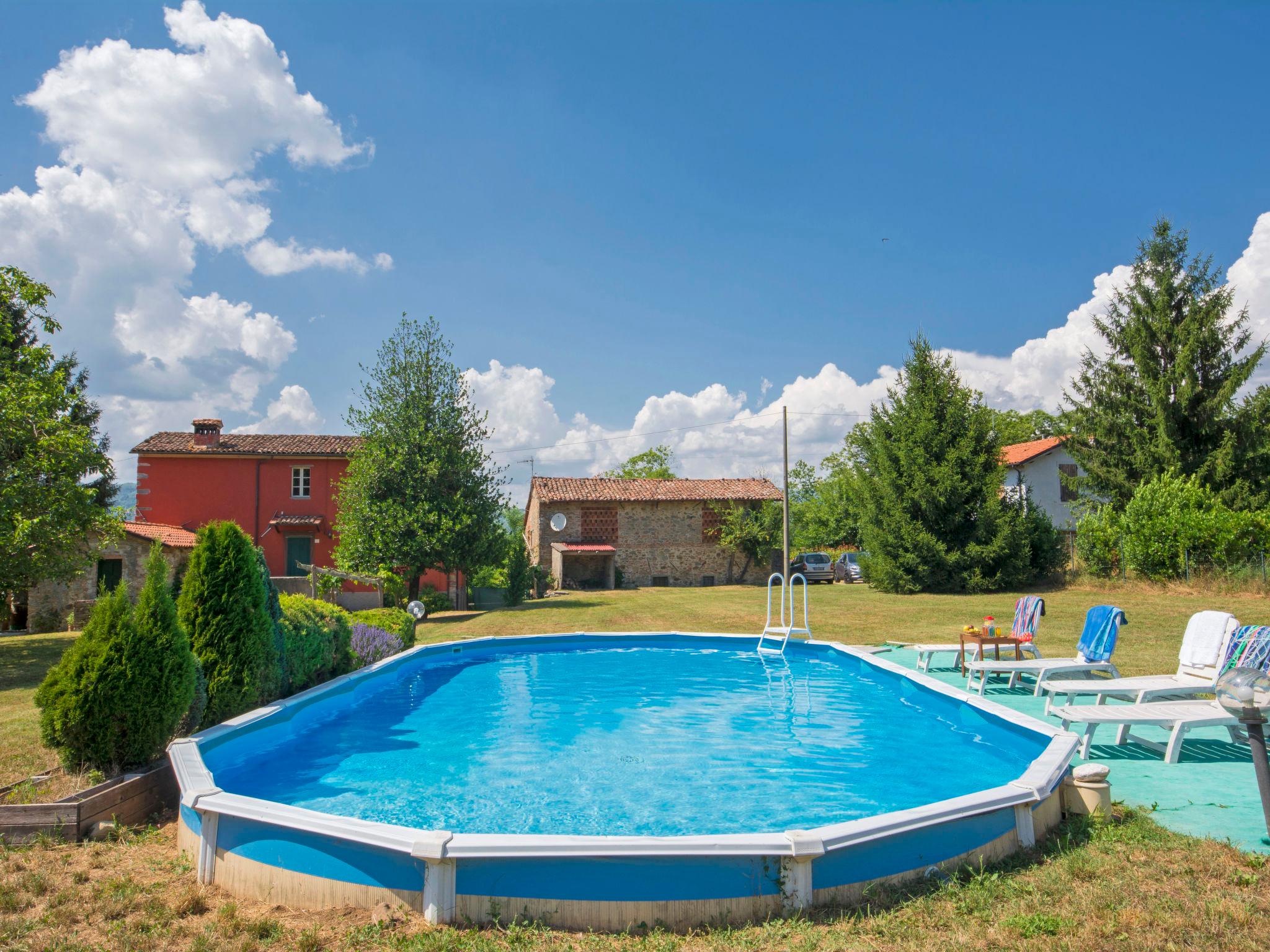 Foto 23 - Casa de 4 habitaciones en Barga con piscina privada y jardín