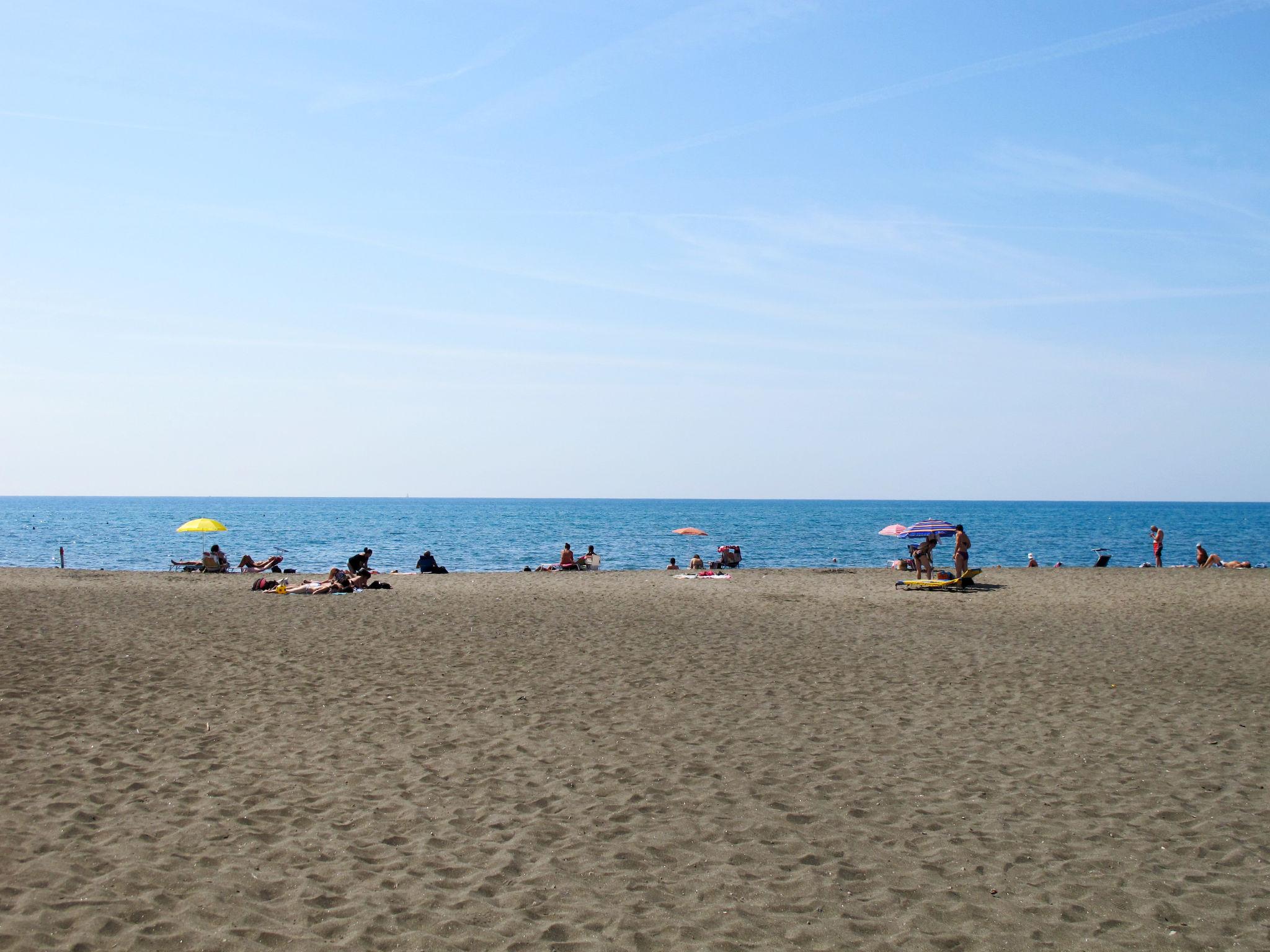 Photo 22 - 2 bedroom Apartment in Cerveteri with garden and sea view