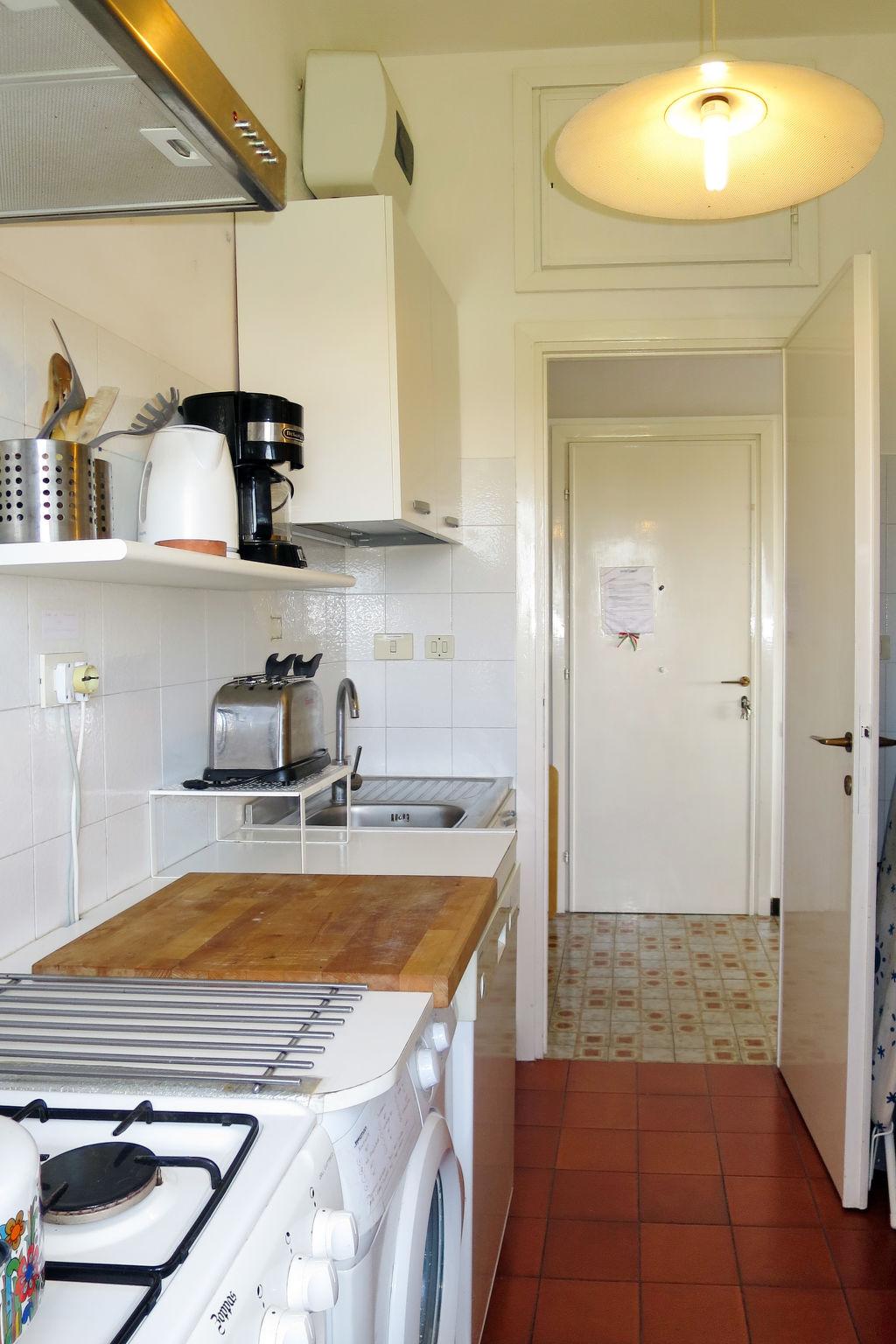 Foto 9 - Apartamento de 2 quartos em Cerveteri com jardim e terraço