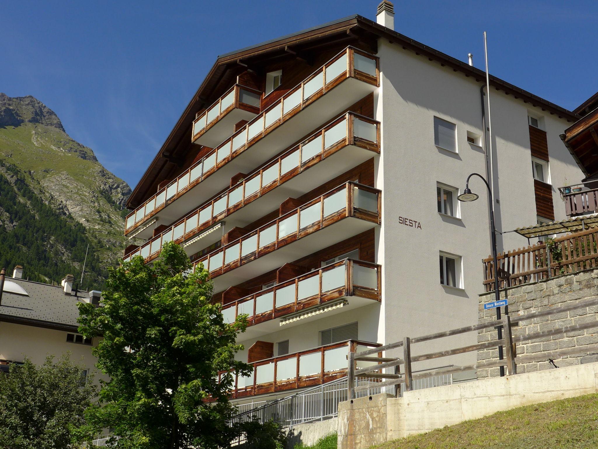 Foto 1 - Apartamento de 2 habitaciones en Zermatt con vistas a la montaña