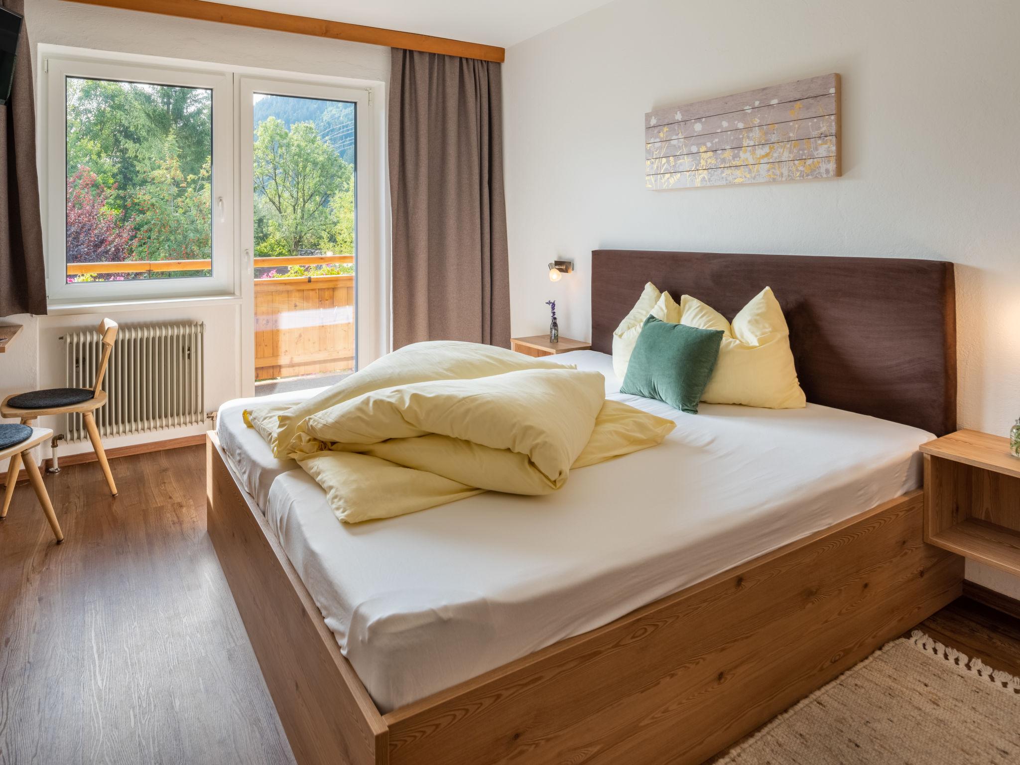 Foto 14 - Casa con 14 camere da letto a Fügen con vista sulle montagne