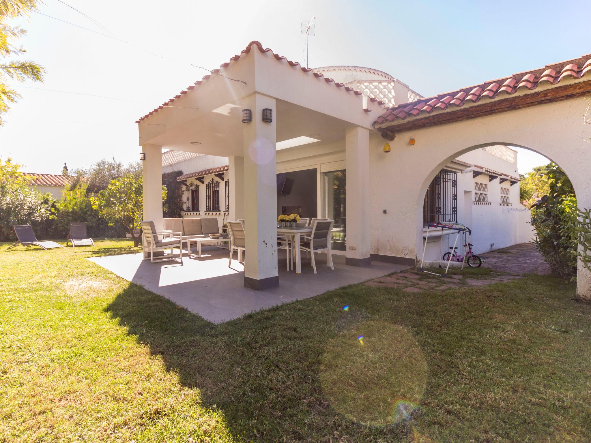 Foto 1 - Casa de 4 habitaciones en Cambrils con jardín y vistas al mar