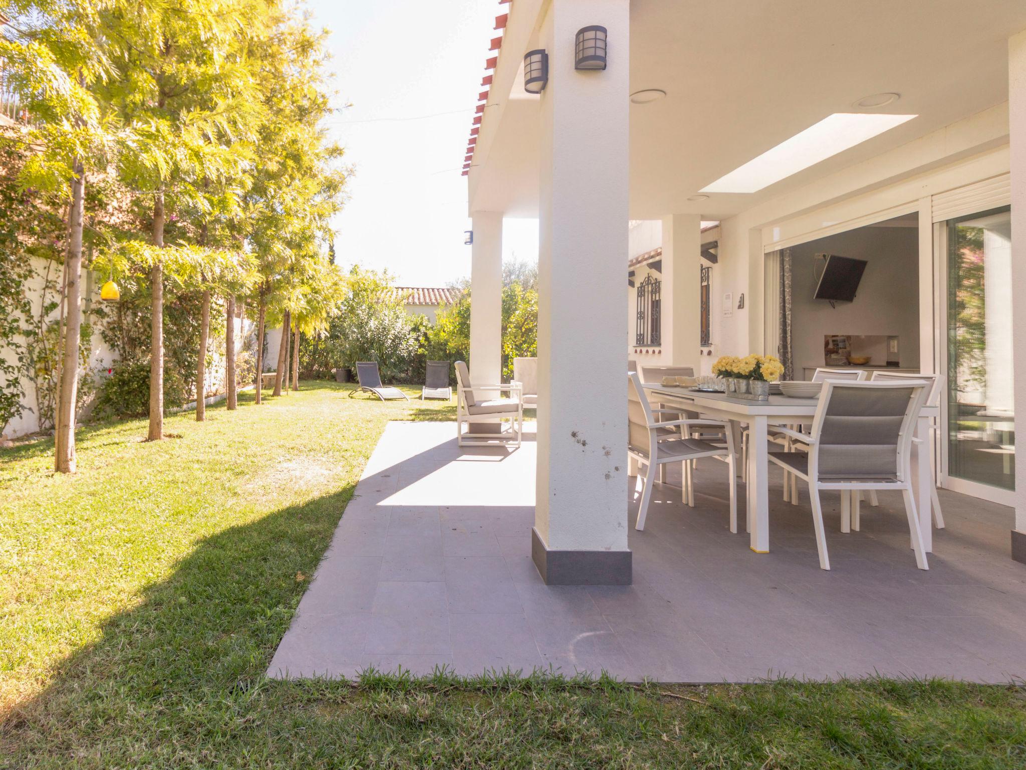 Photo 30 - Maison de 4 chambres à Cambrils avec jardin et vues à la mer