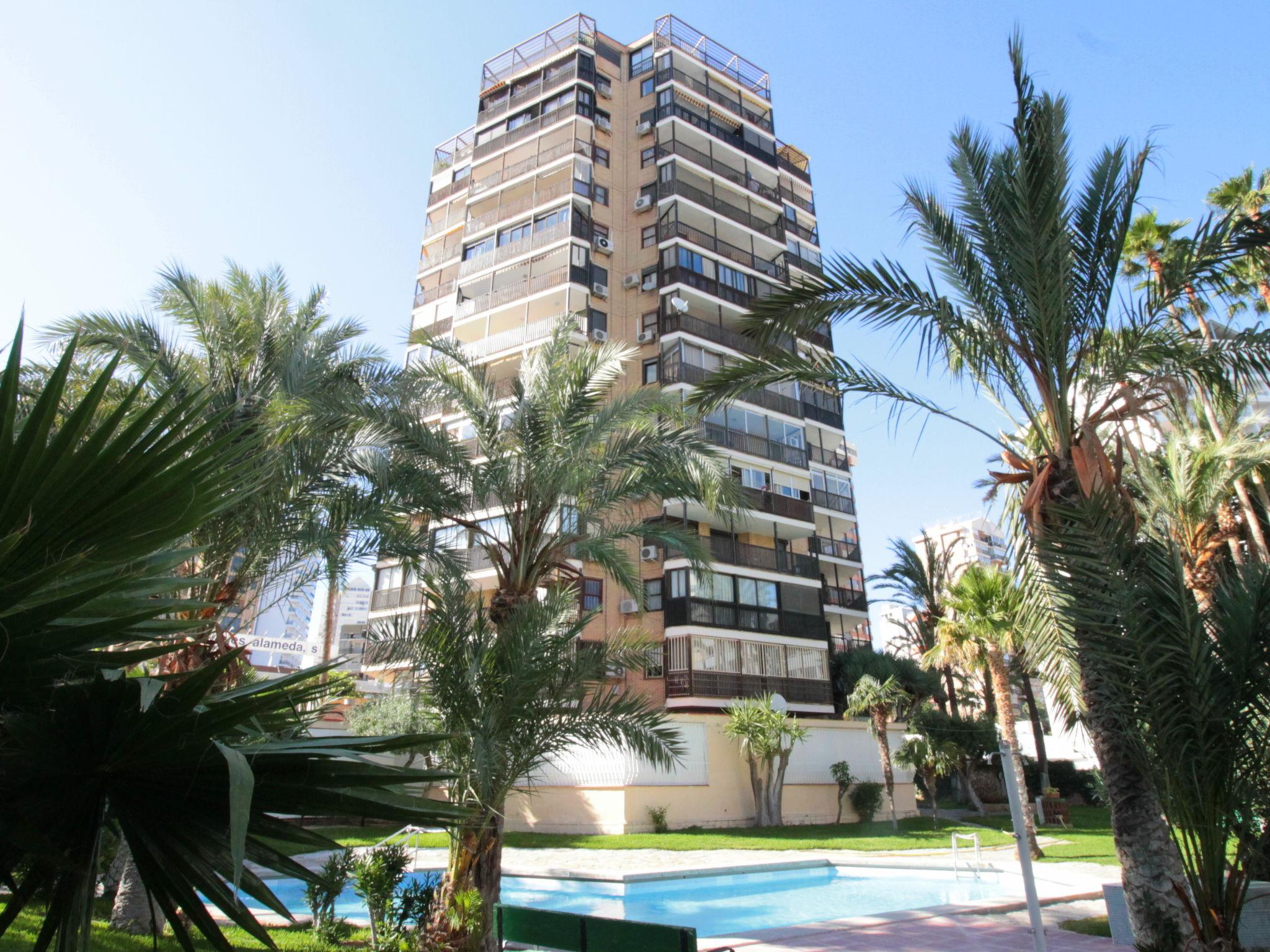 Foto 5 - Apartamento de 2 quartos em Benidorm com piscina e vistas do mar