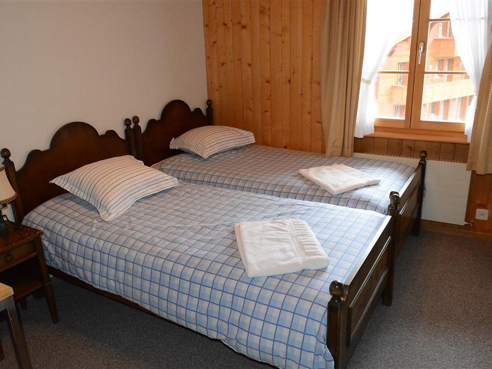 Photo 12 - 3 bedroom Apartment in Saanen