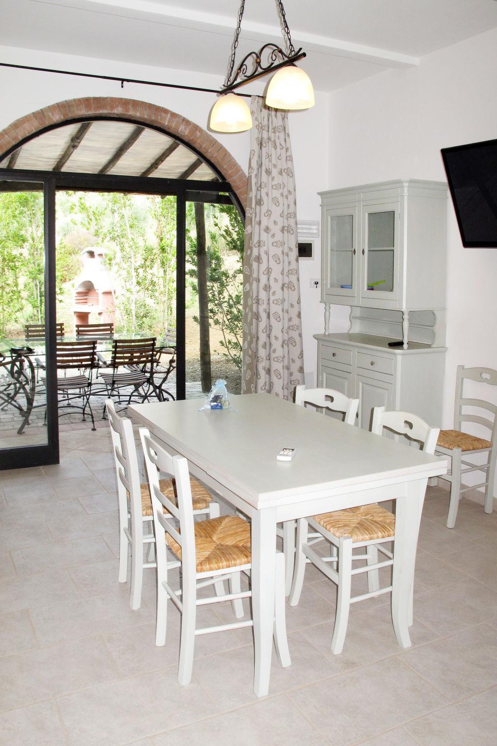 Photo 12 - 2 bedroom Apartment in Riparbella with swimming pool and garden