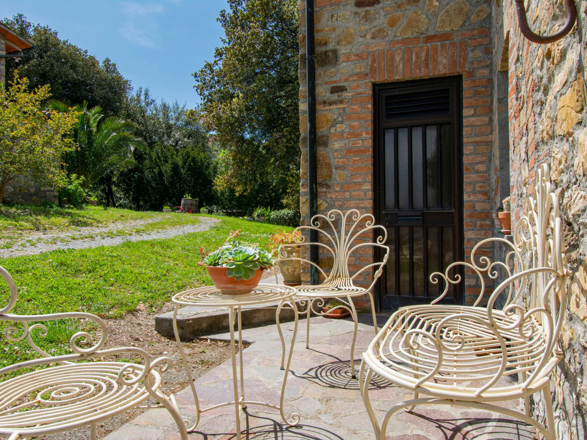 Photo 14 - Maison de 1 chambre à Pomarance avec jardin