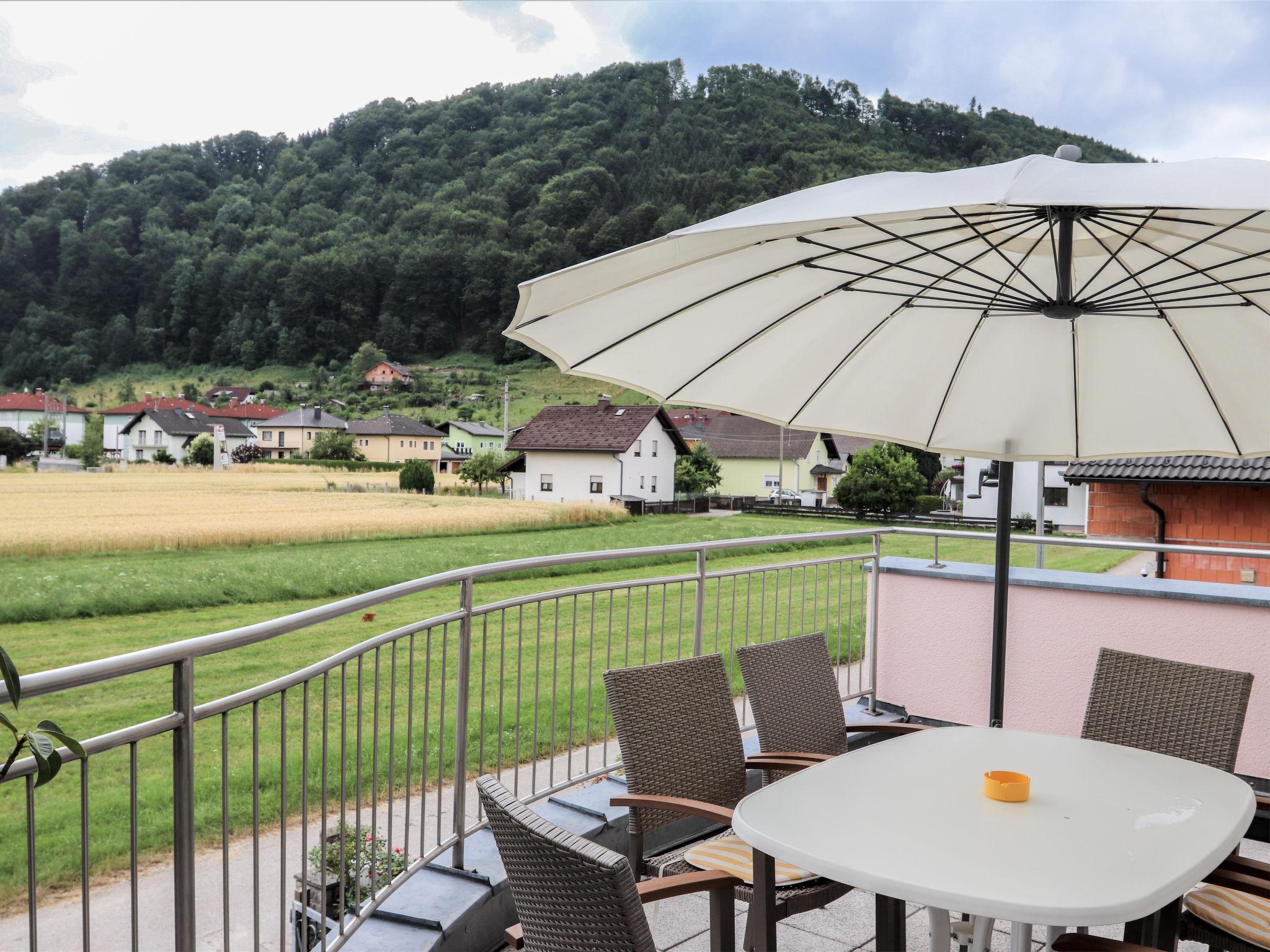 Photo 3 - 3 bedroom Apartment in Pinsdorf with garden and mountain view