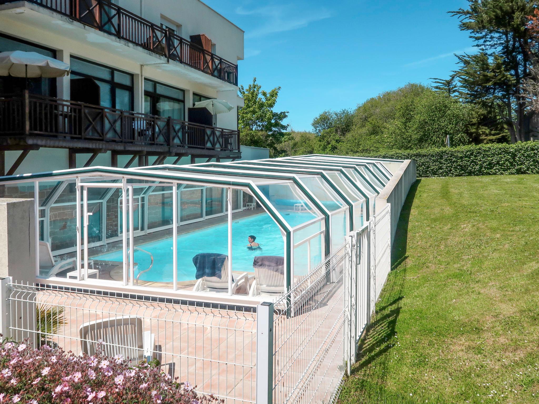 Foto 5 - Apartamento de 1 habitación en Saint-Briac-sur-Mer con piscina y jardín