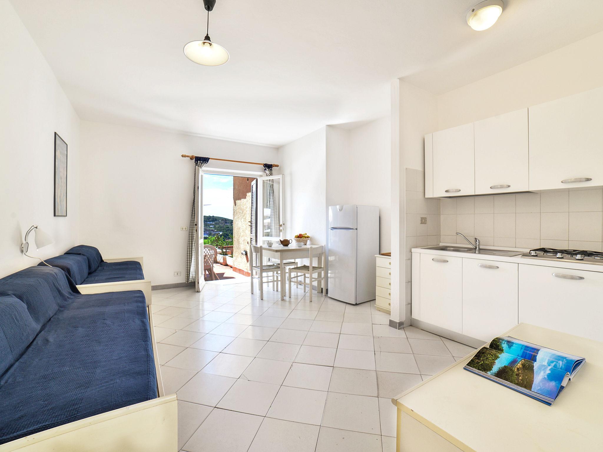 Foto 4 - Apartamento de 1 quarto em Capoliveri com jardim e vistas do mar