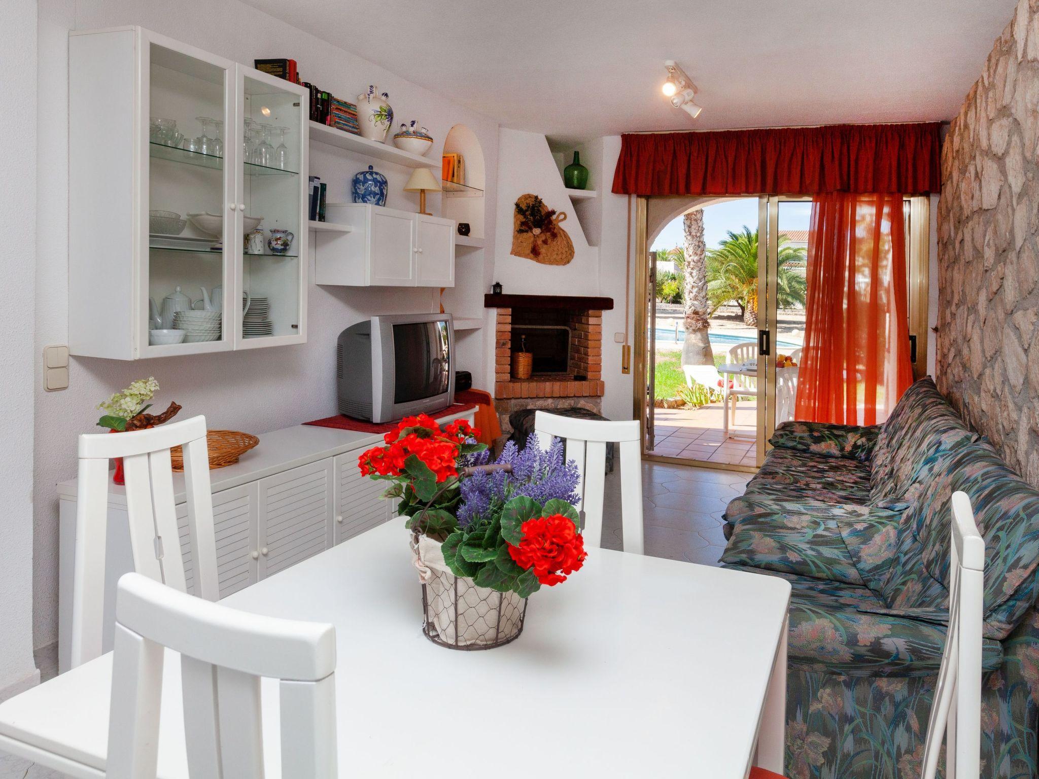 Foto 9 - Casa de 3 habitaciones en l'Ametlla de Mar con piscina y vistas al mar