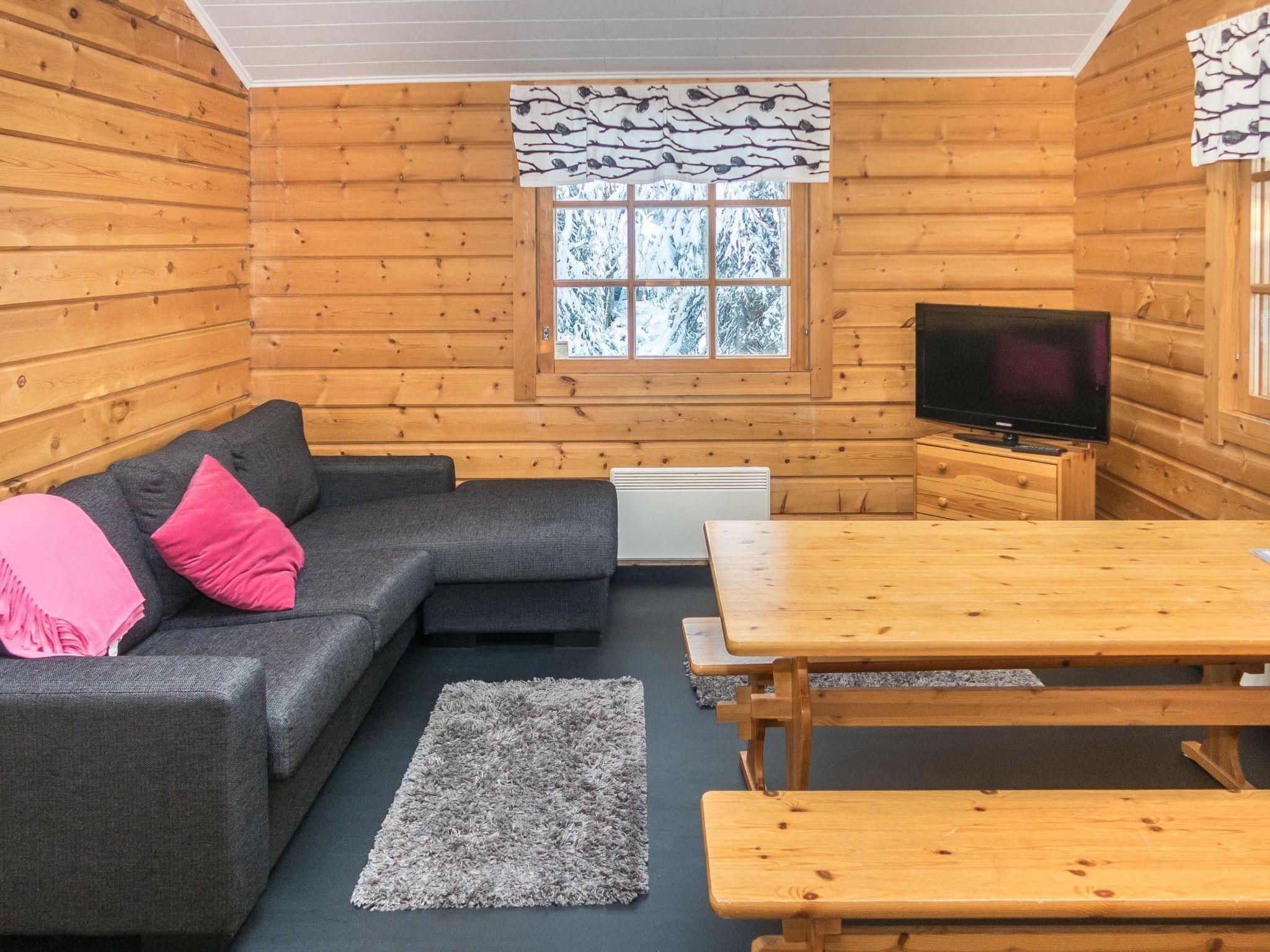 Foto 4 - Casa de 1 quarto em Kuusamo com sauna e vista para a montanha