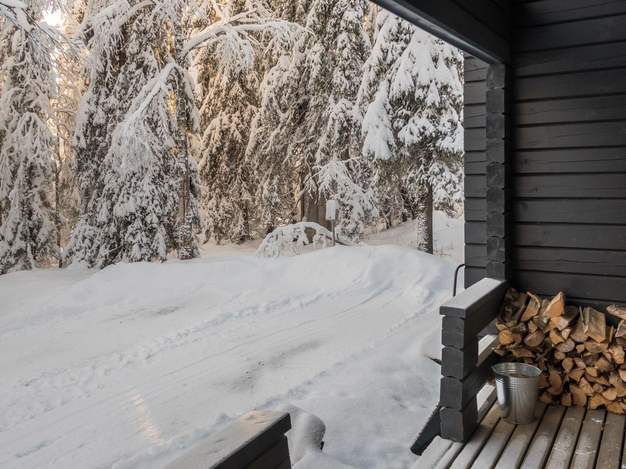Foto 15 - Casa de 1 quarto em Kuusamo com sauna e vista para a montanha