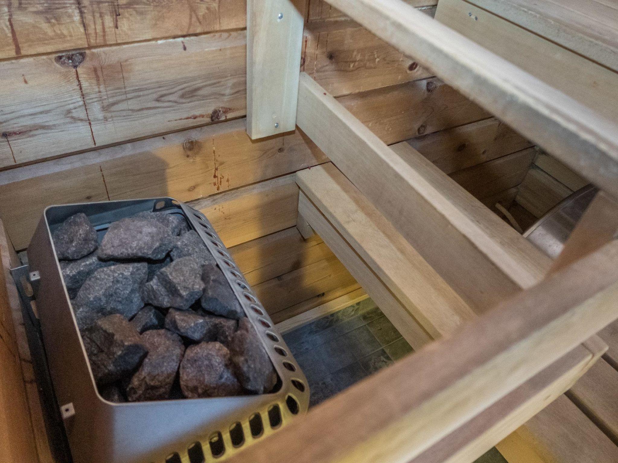 Foto 8 - Casa de 1 habitación en Kuusamo con sauna y vistas a la montaña
