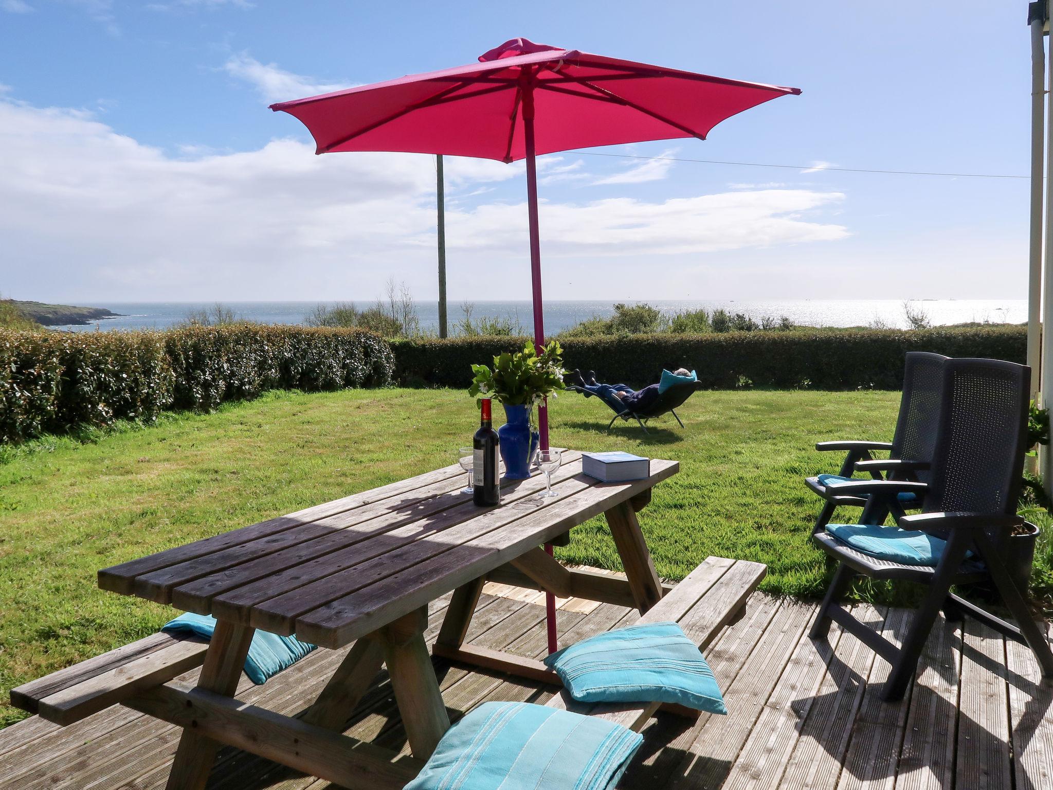 Foto 3 - Casa de 2 quartos em Le Conquet com terraço e vistas do mar