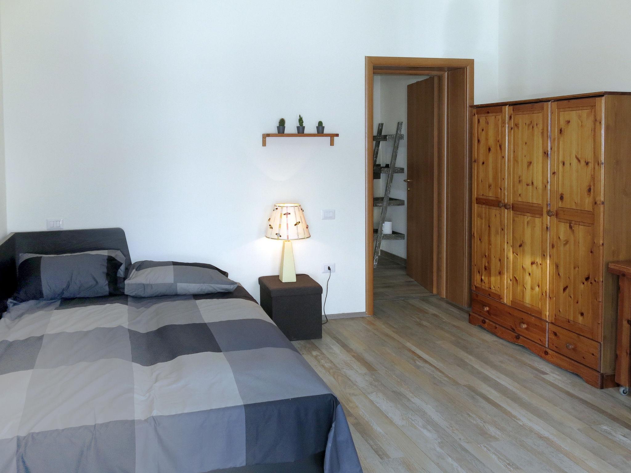 Photo 18 - 6 bedroom House in Roseto degli Abruzzi with private pool and sea view