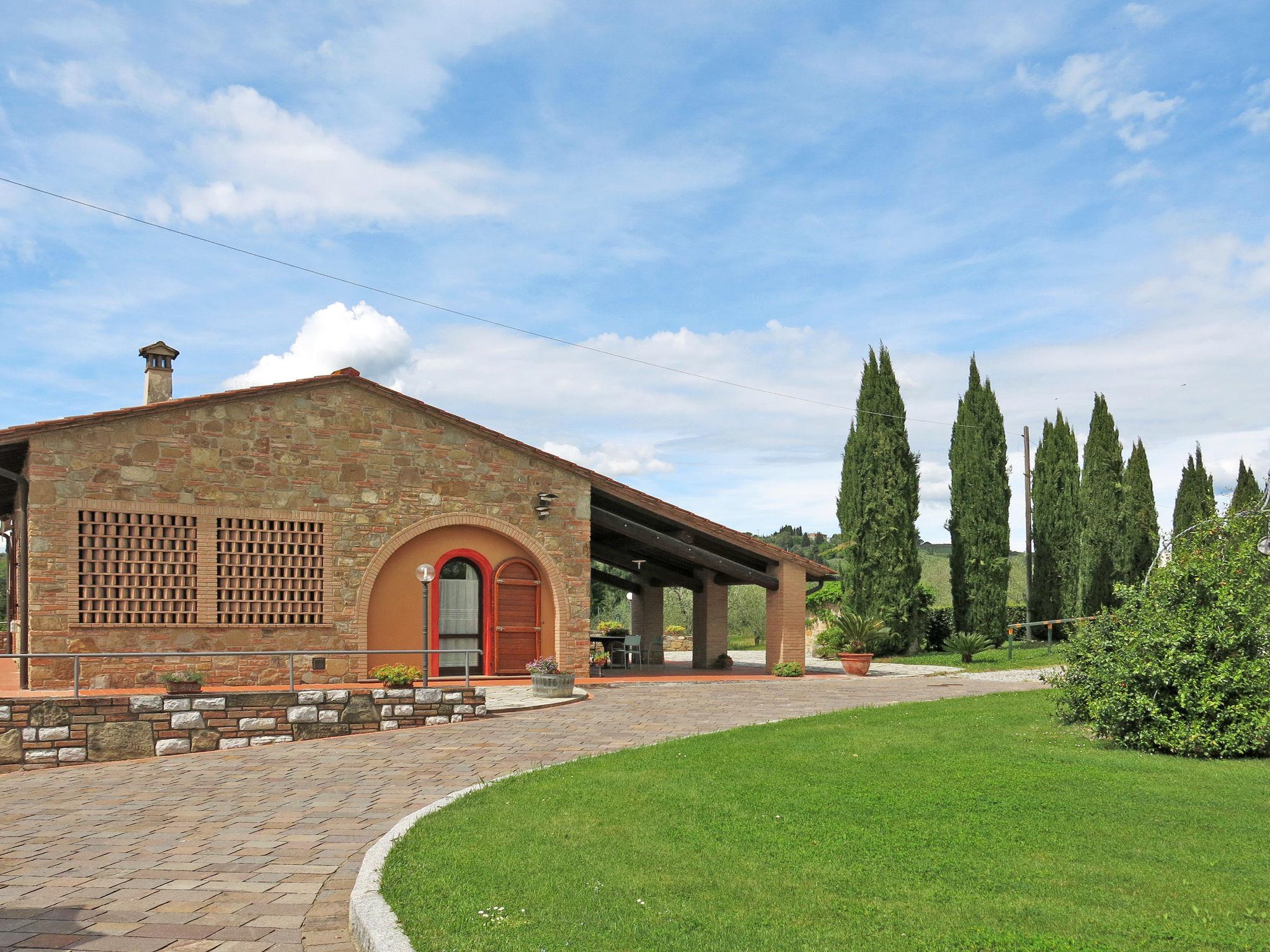 Foto 1 - Casa de 3 habitaciones en Peccioli con piscina y jardín