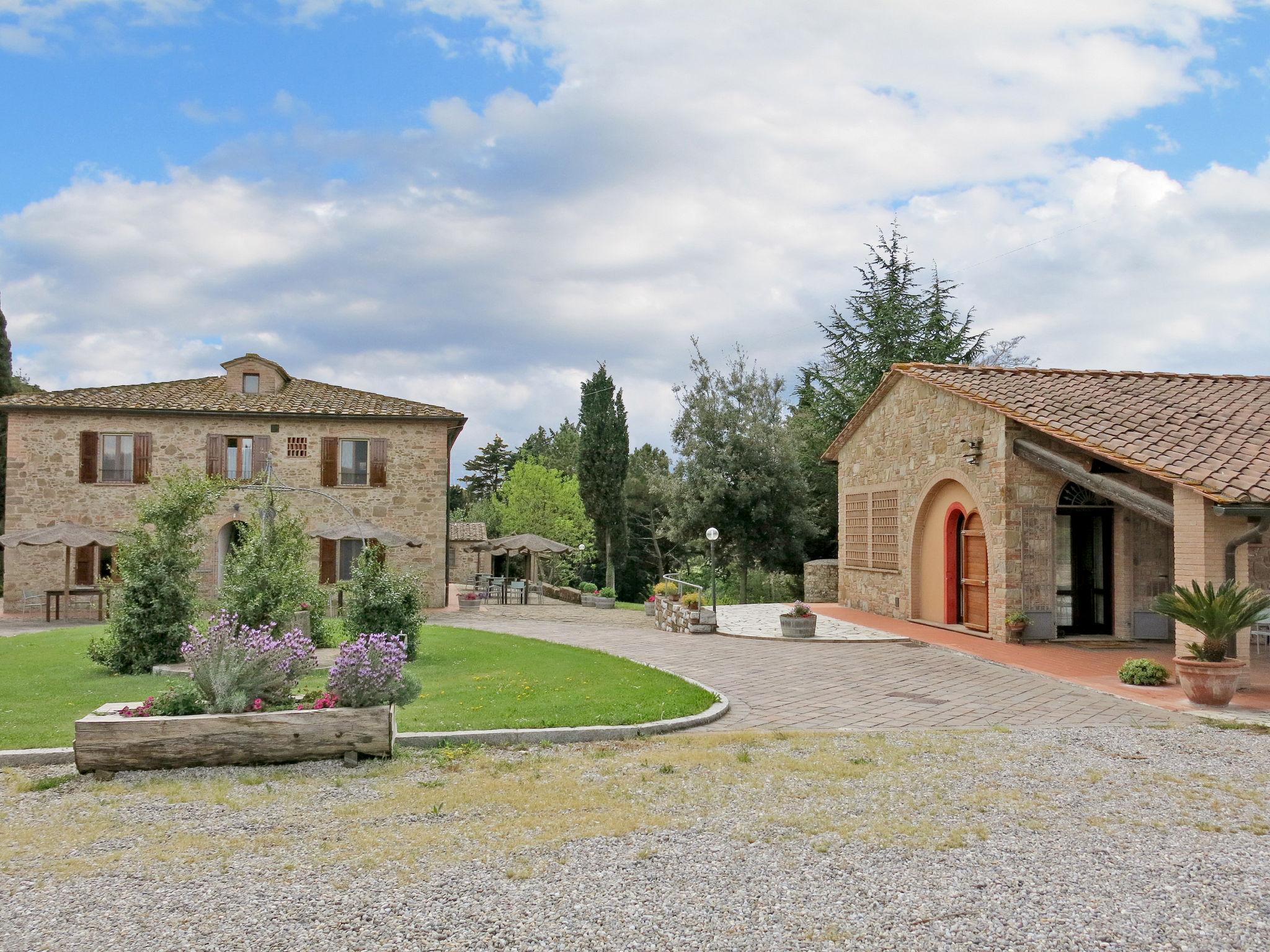 Foto 6 - Casa con 3 camere da letto a Peccioli con piscina e giardino