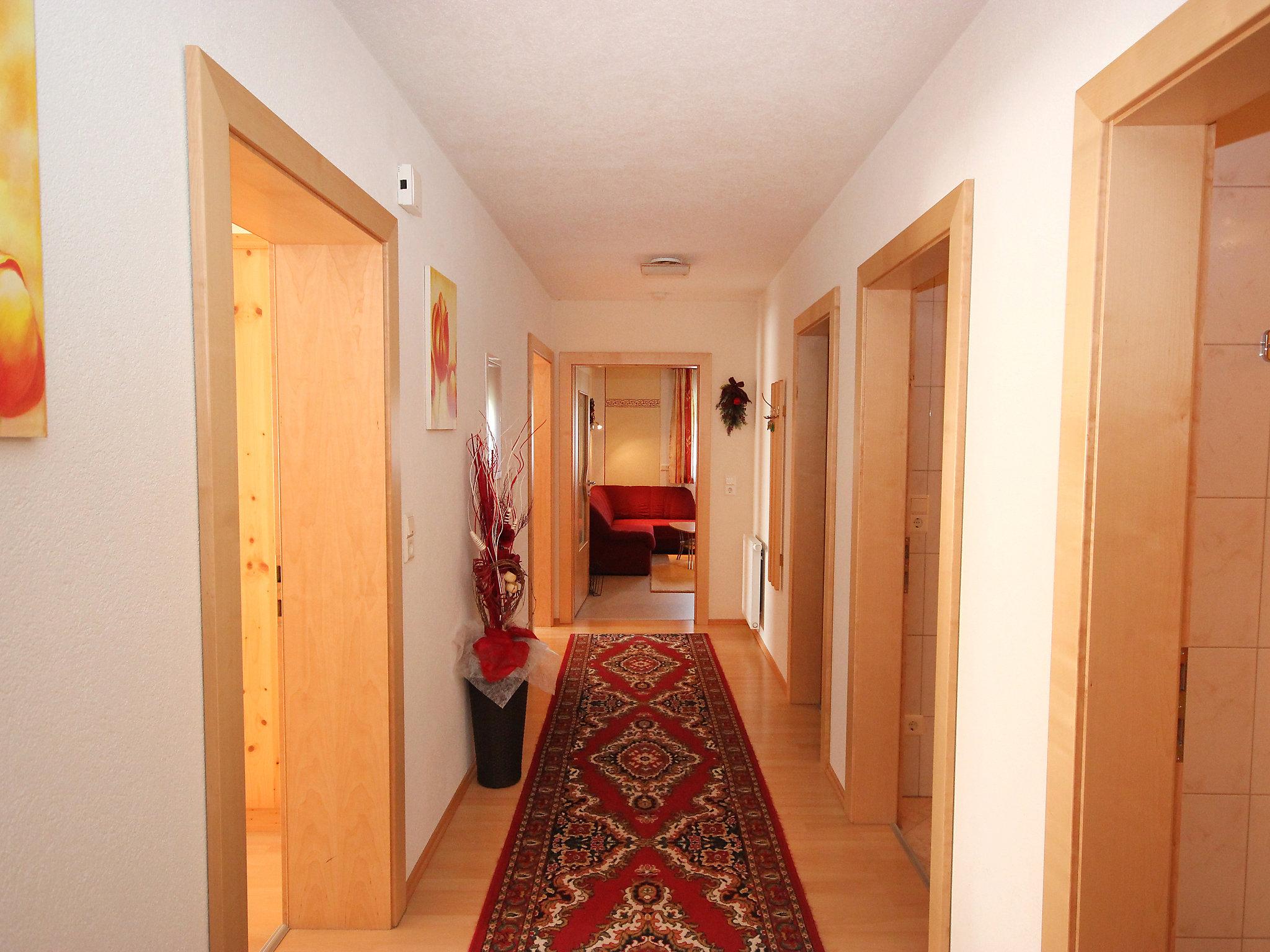 Photo 15 - Appartement de 3 chambres à Aschau im Zillertal avec sauna et vues sur la montagne