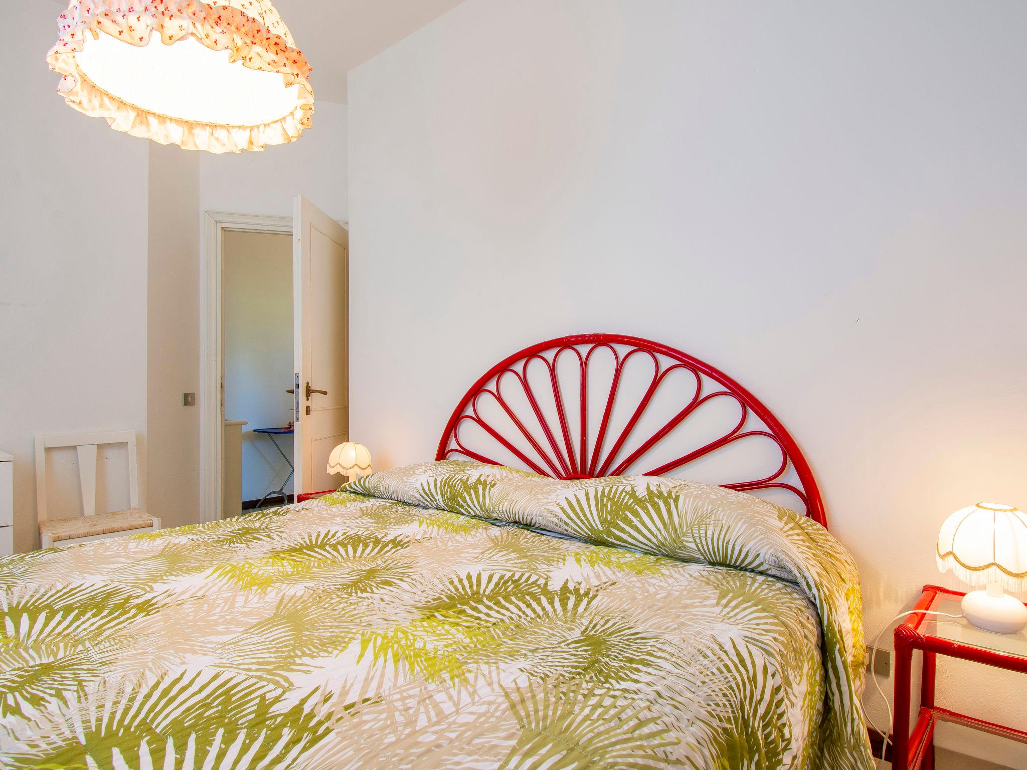 Foto 15 - Casa con 4 camere da letto a Rosignano Marittimo con giardino e vista mare