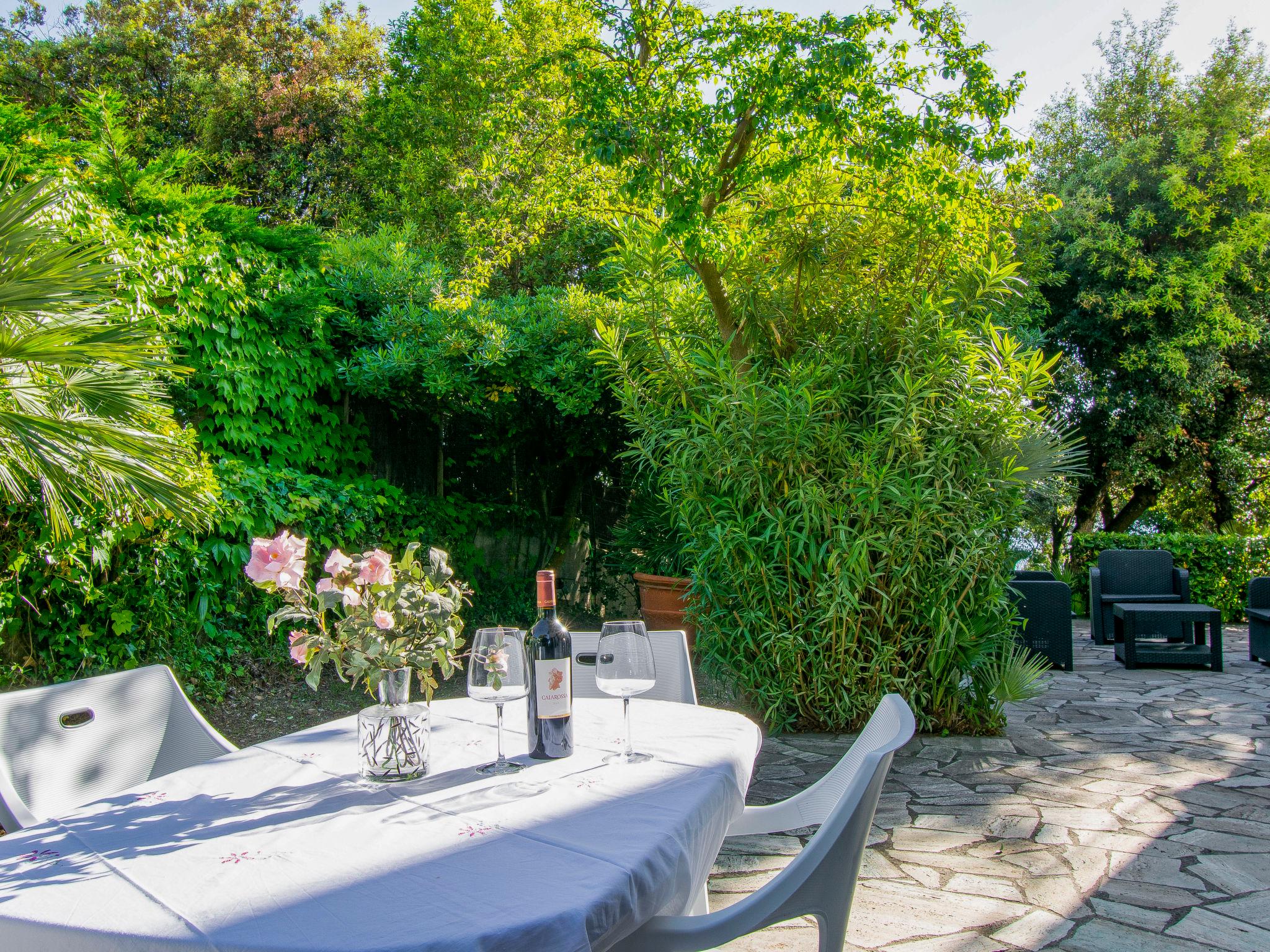 Photo 31 - Maison de 4 chambres à Rosignano Marittimo avec jardin et vues à la mer