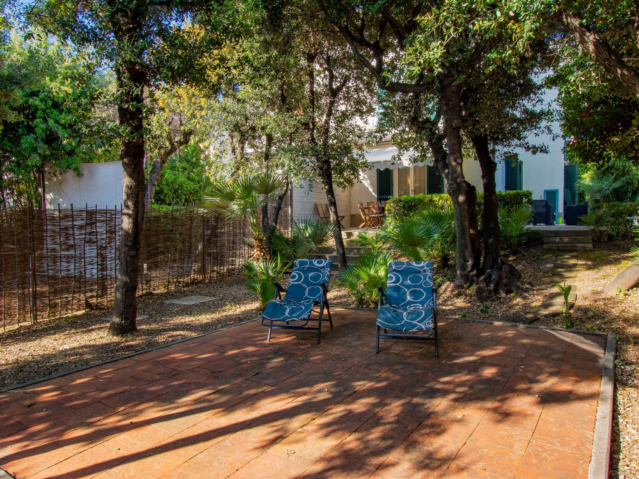 Photo 32 - Maison de 4 chambres à Rosignano Marittimo avec jardin et vues à la mer