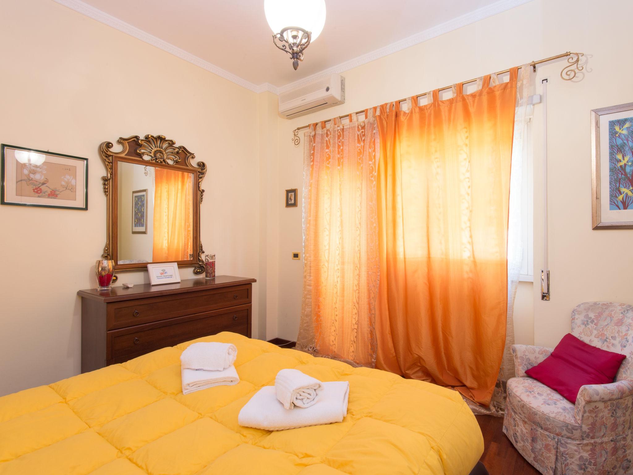 Photo 28 - 2 bedroom Apartment in Rome