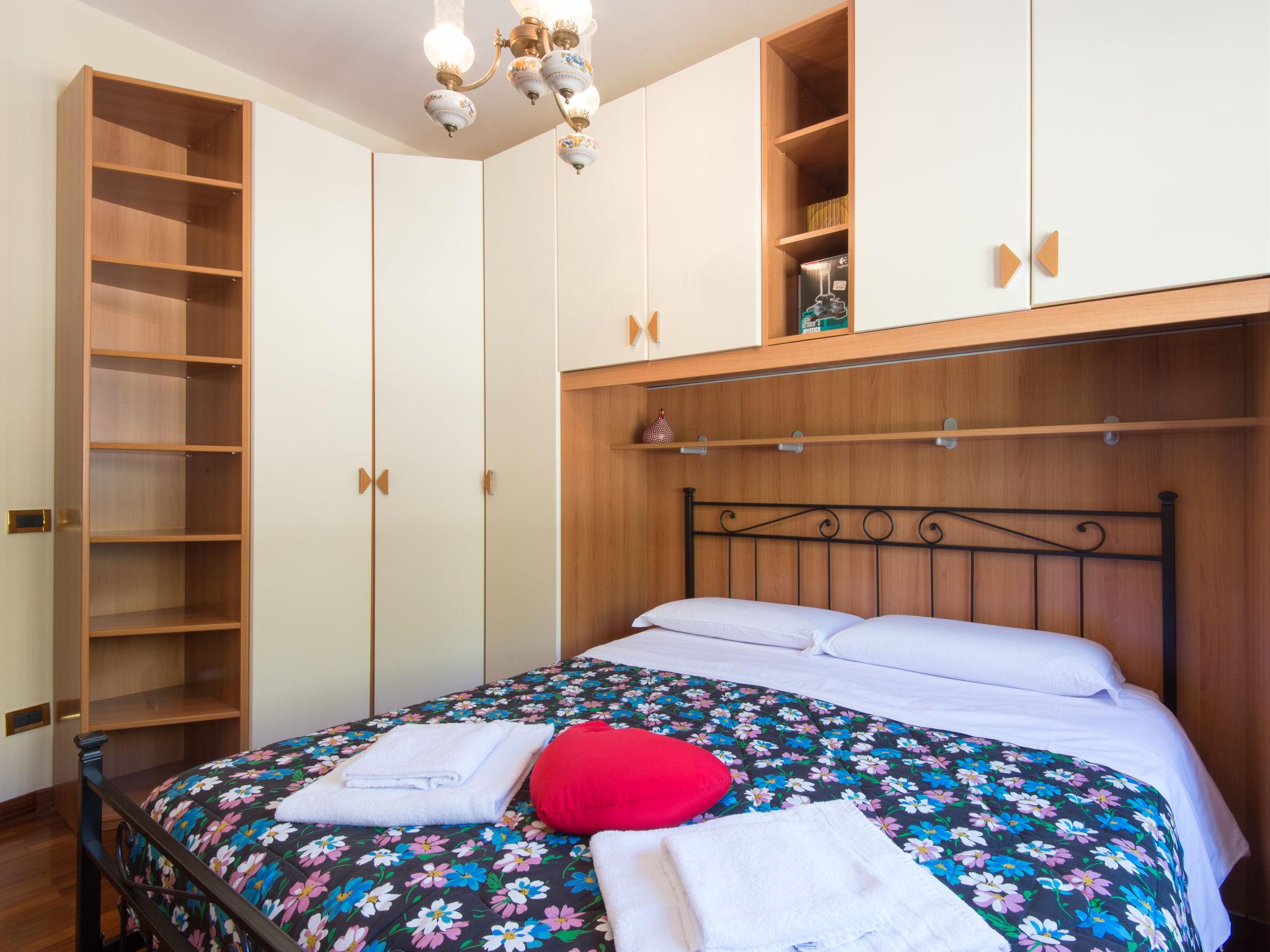 Foto 31 - Apartment mit 2 Schlafzimmern in Rom