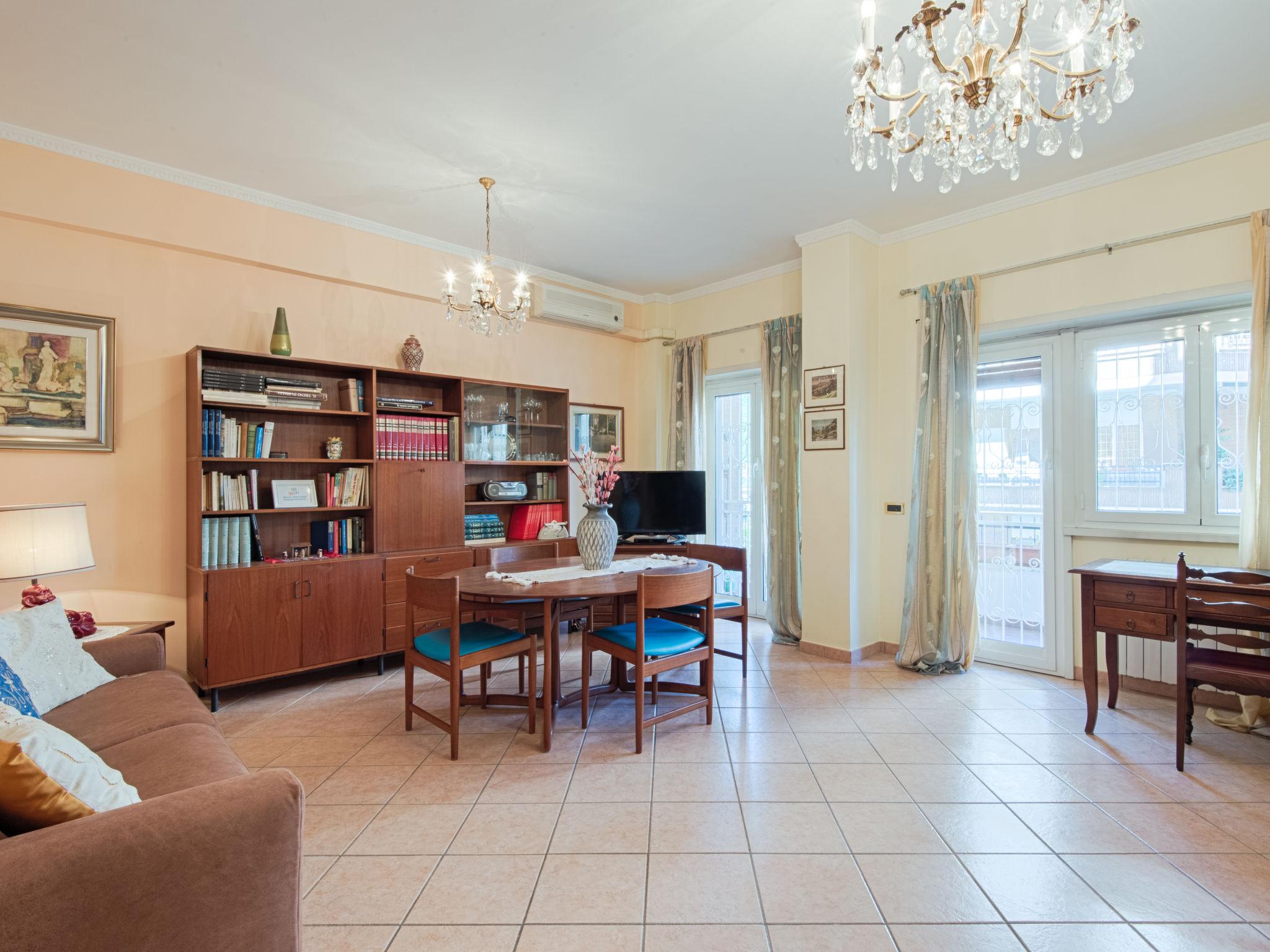 Photo 10 - 2 bedroom Apartment in Rome