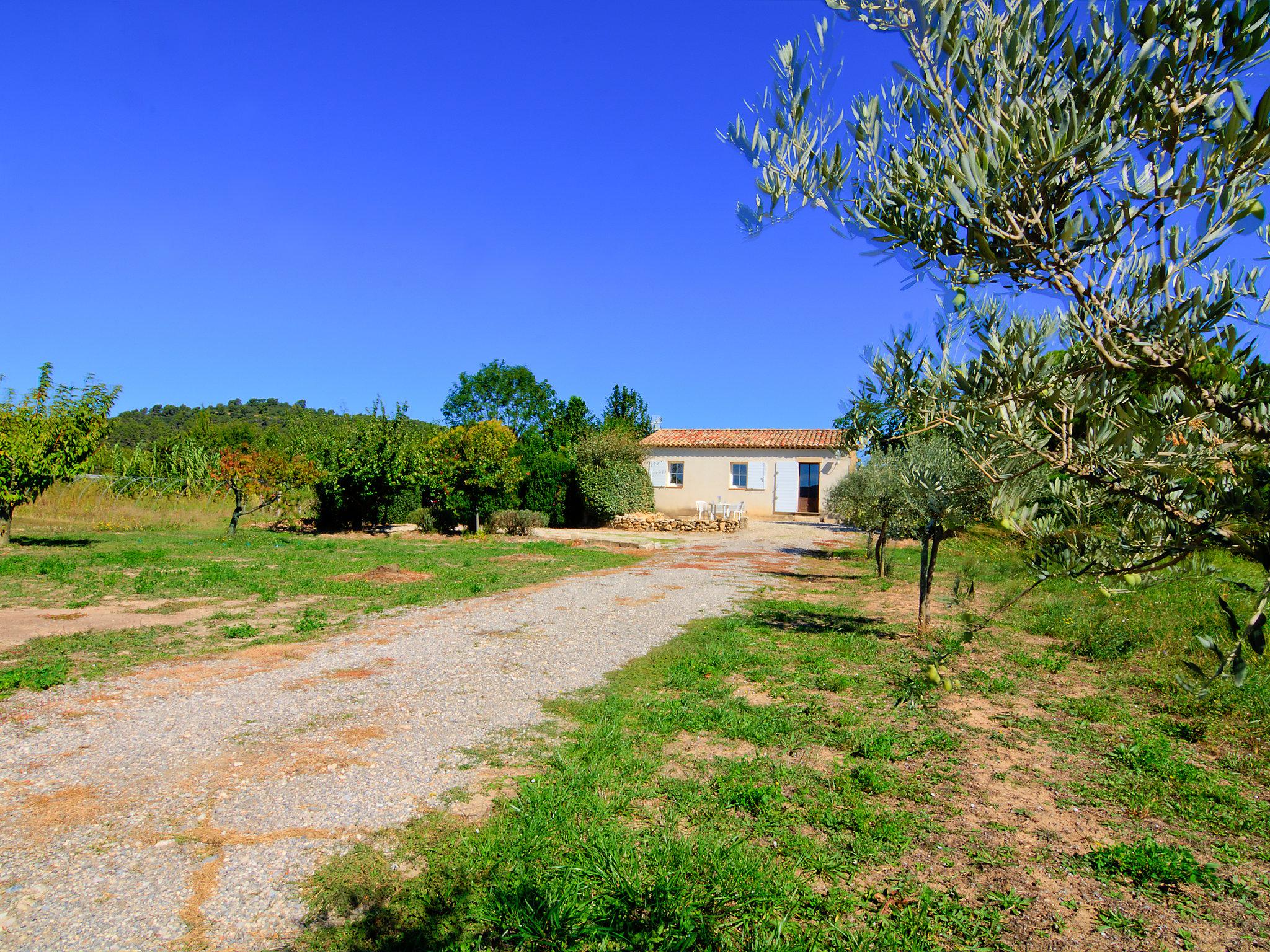 Foto 22 - Casa con 2 camere da letto a Villelaure con piscina privata e terrazza