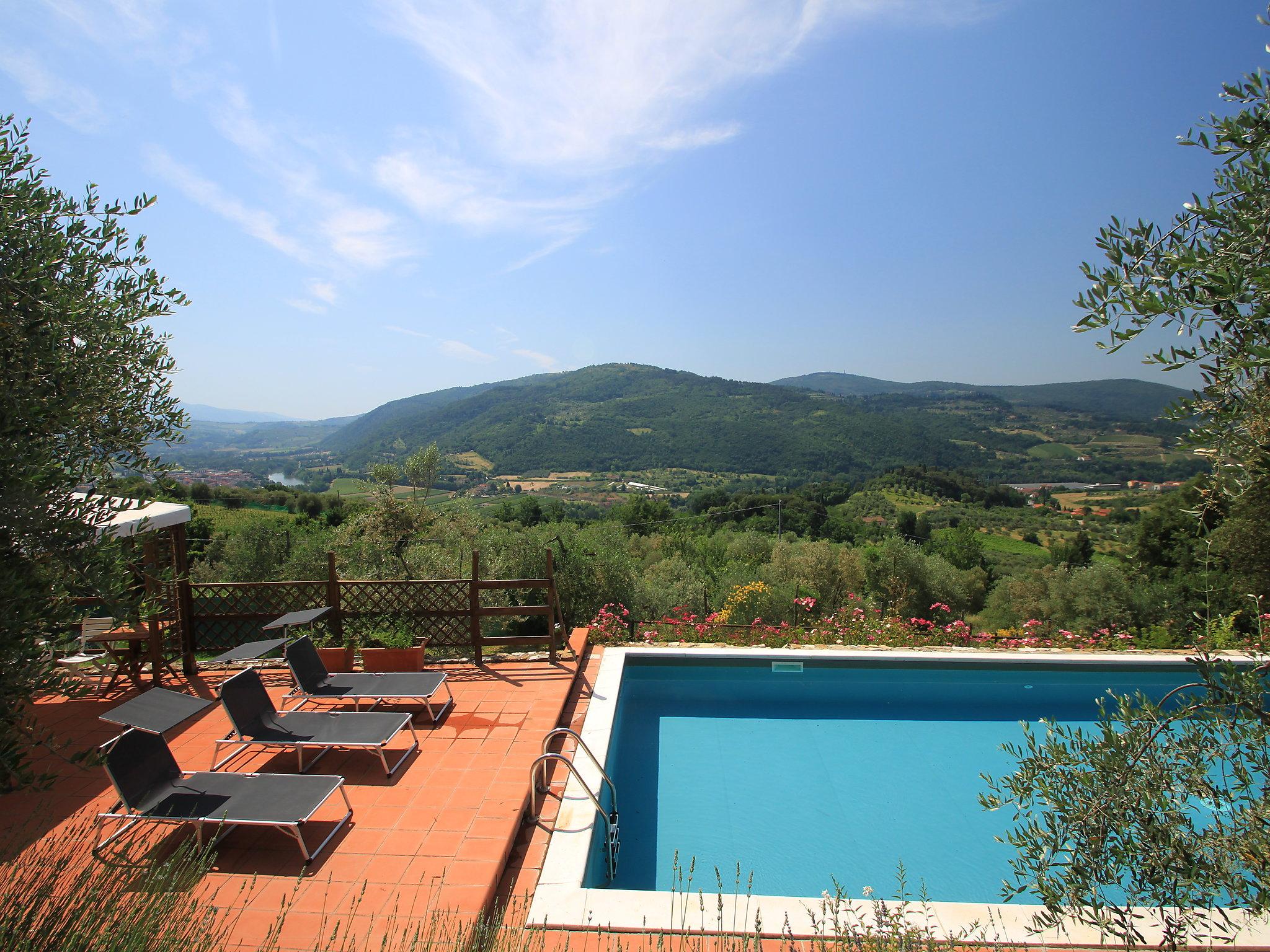 Photo 39 - 6 bedroom House in Pontassieve with private pool and garden