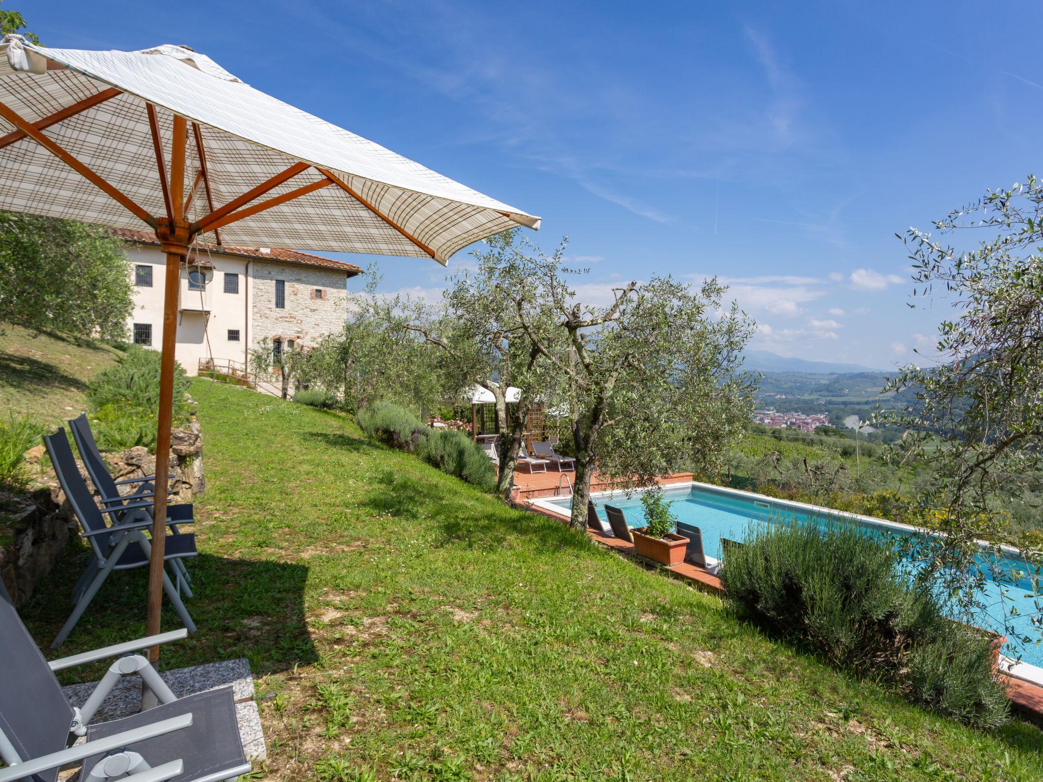 Photo 36 - 6 bedroom House in Pontassieve with private pool and garden