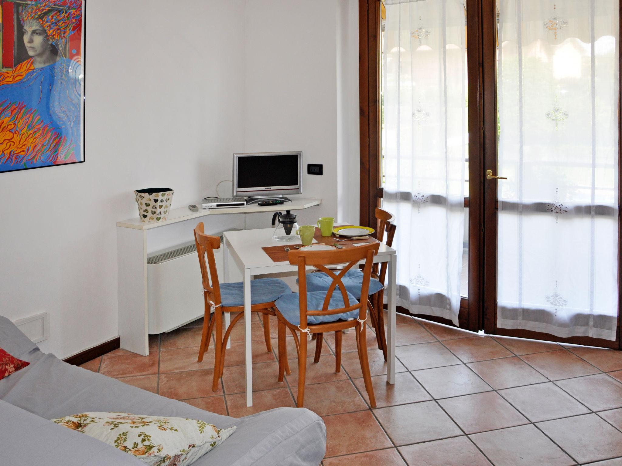 Photo 9 - Appartement en Lazise avec piscine et jardin