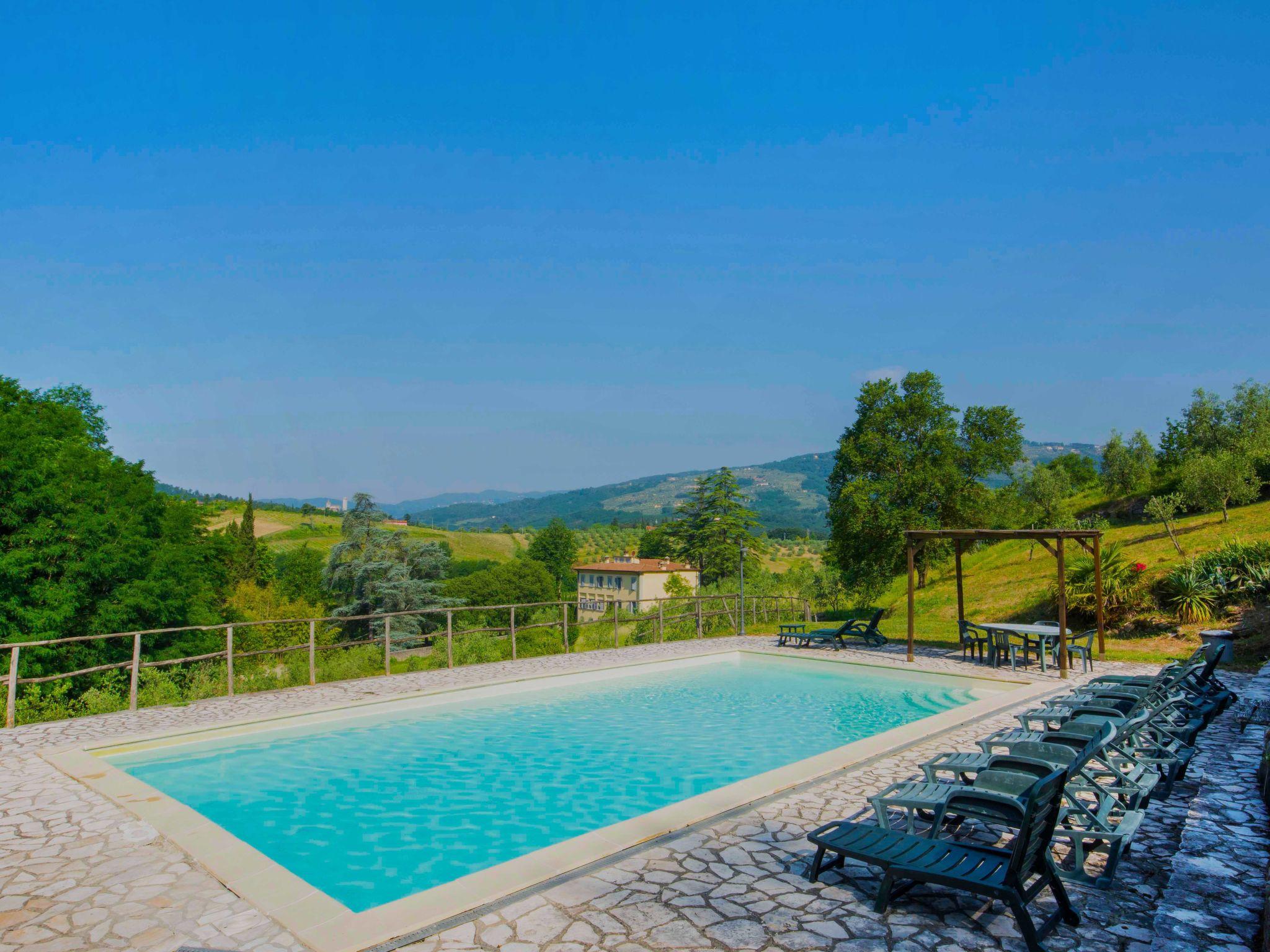 Foto 2 - Casa con 7 camere da letto a Serravalle Pistoiese con piscina privata e giardino
