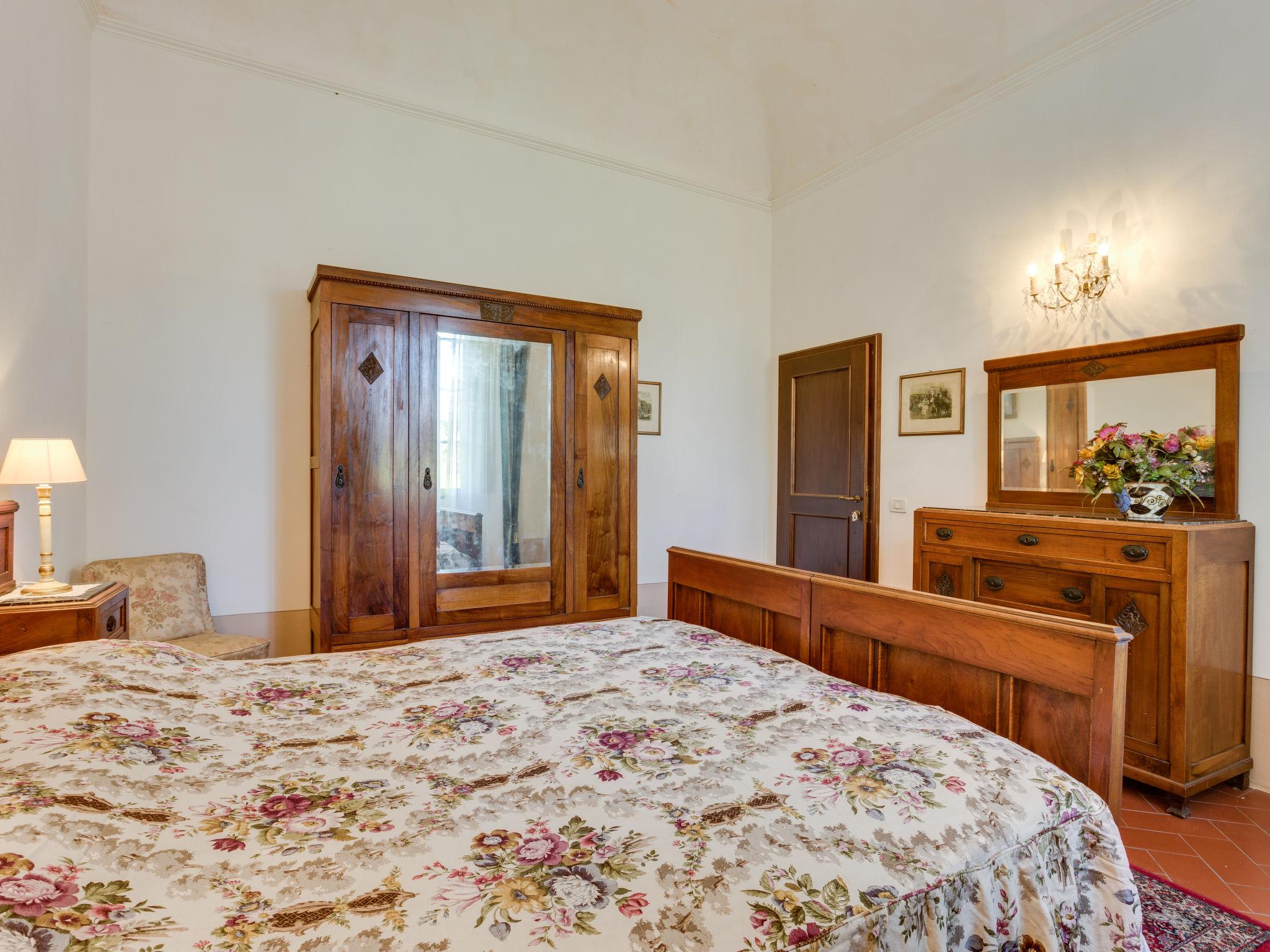 Photo 35 - 7 bedroom House in Serravalle Pistoiese with private pool and garden