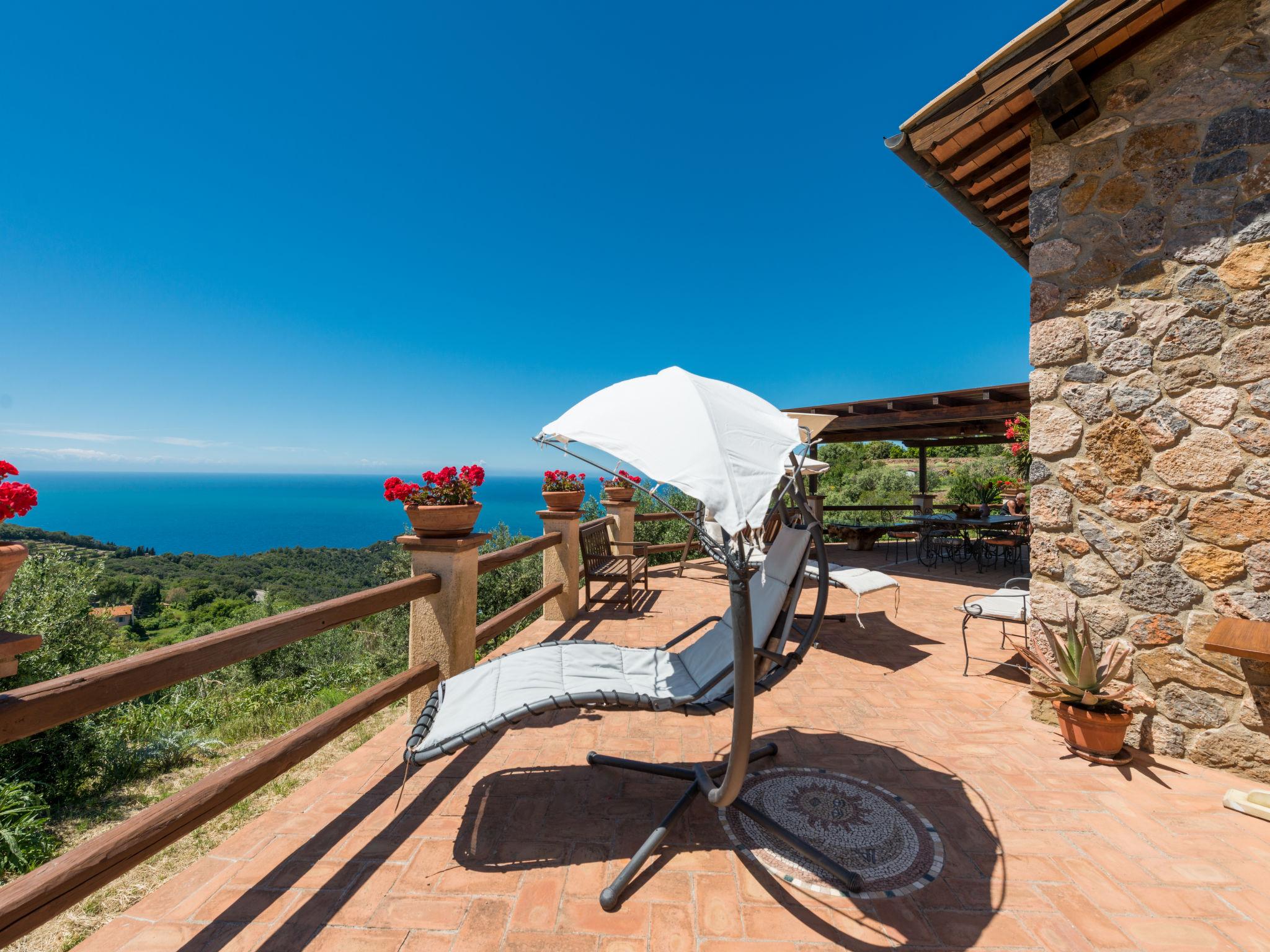 Foto 3 - Casa de 4 quartos em Monte Argentario com piscina privada e vistas do mar
