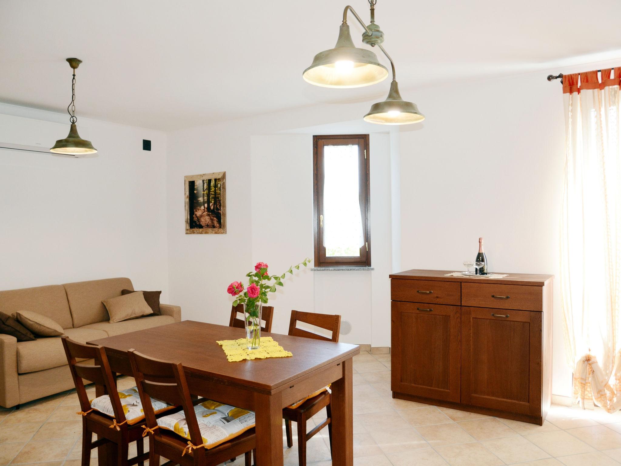 Foto 2 - Appartamento con 2 camere da letto a Savona con giardino